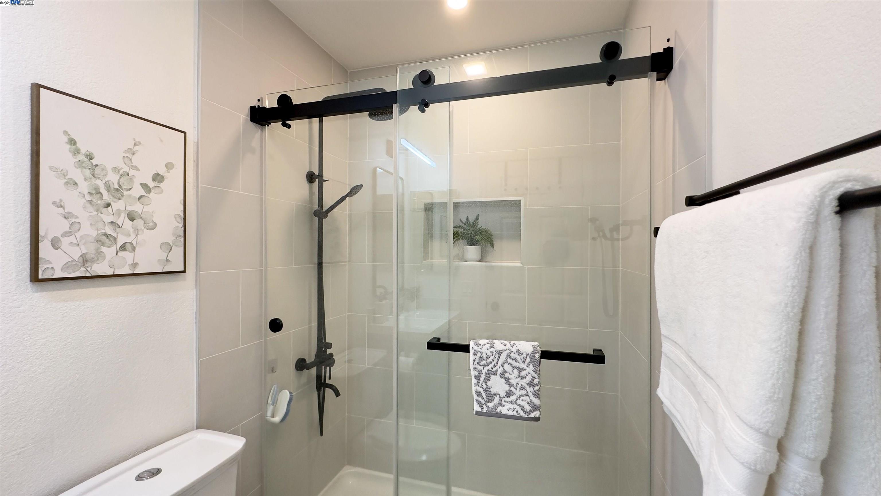 Detail Gallery Image 19 of 27 For 214 Galano Plz, Union City,  CA 94587 - 2 Beds | 1 Baths