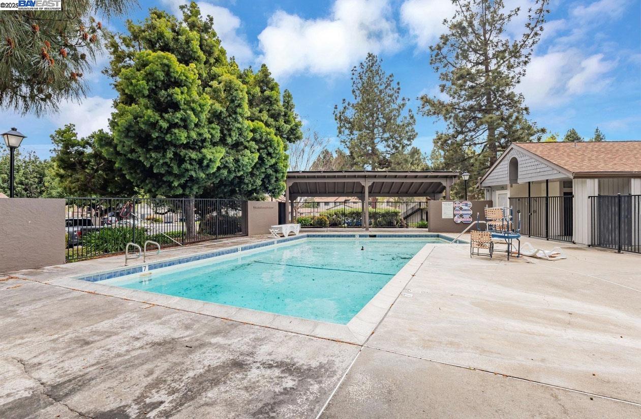 Detail Gallery Image 26 of 27 For 214 Galano Plz, Union City,  CA 94587 - 2 Beds | 1 Baths