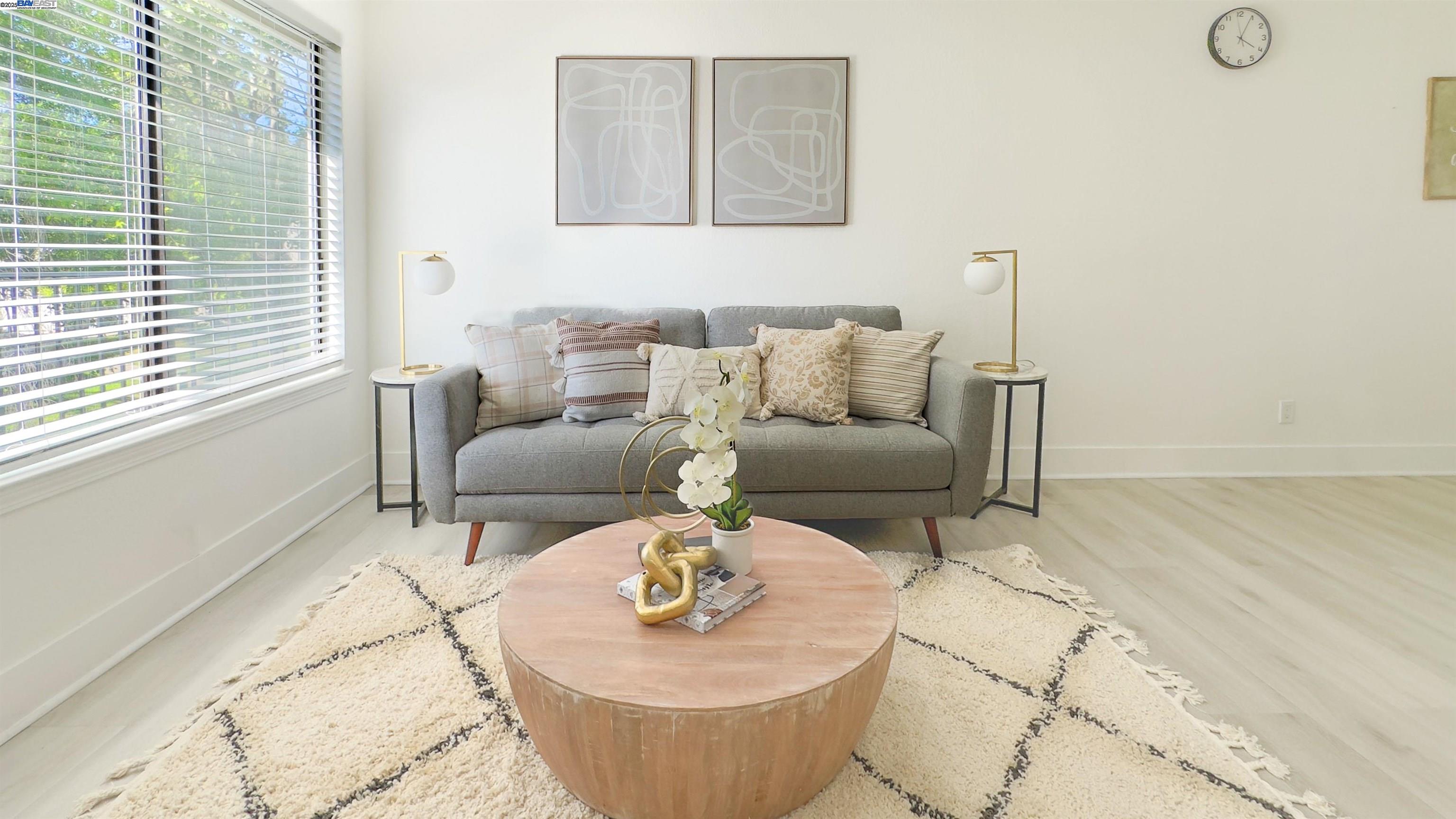Detail Gallery Image 4 of 27 For 214 Galano Plz, Union City,  CA 94587 - 2 Beds | 1 Baths