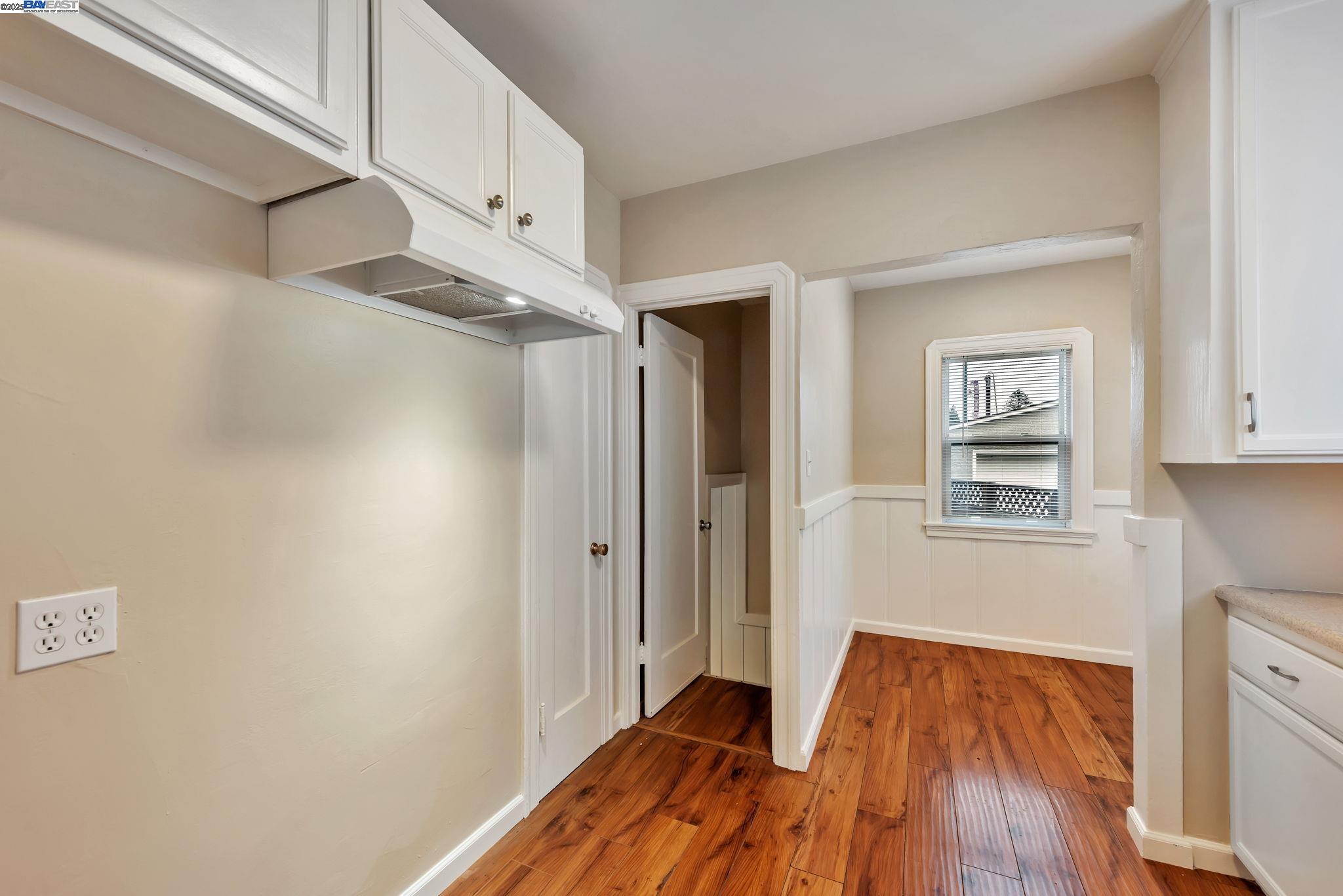 Detail Gallery Image 9 of 29 For 22741 1st St, Hayward,  CA 94541 - 2 Beds | 1 Baths
