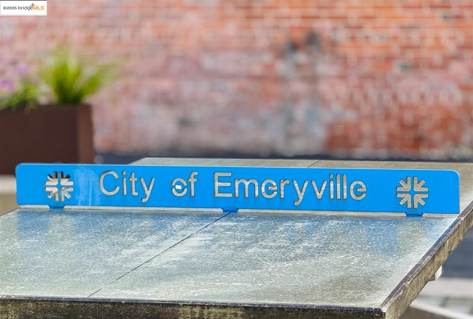 Detail Gallery Image 43 of 53 For 121 City Limits Cir, Emeryville,  CA 94608 - 2 Beds | 2/1 Baths