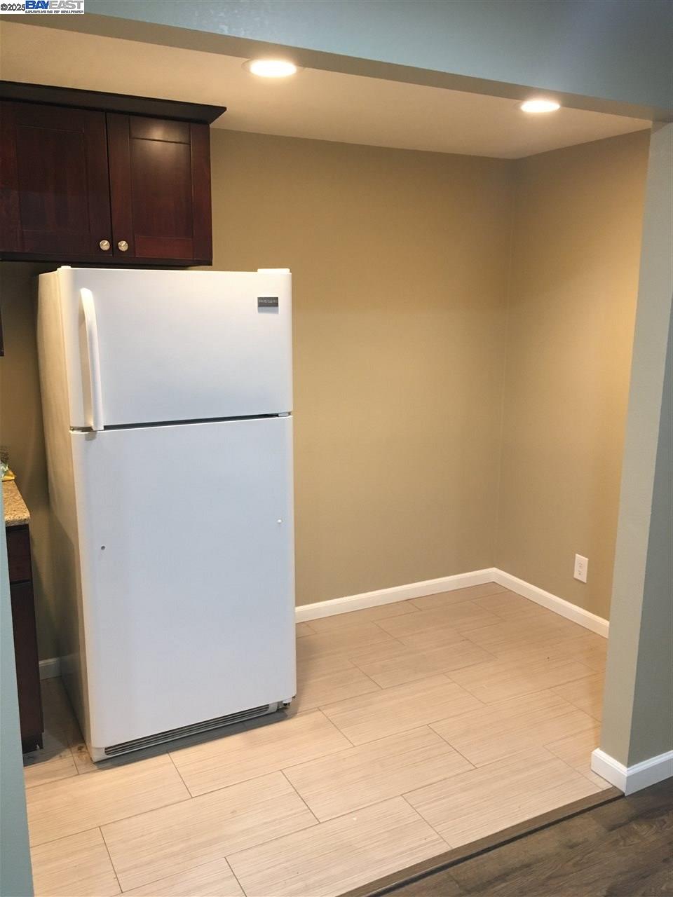 Detail Gallery Image 6 of 12 For 1581 Mendenhall Dr #2,  San Jose,  CA 95130 - 1 Beds | 1 Baths