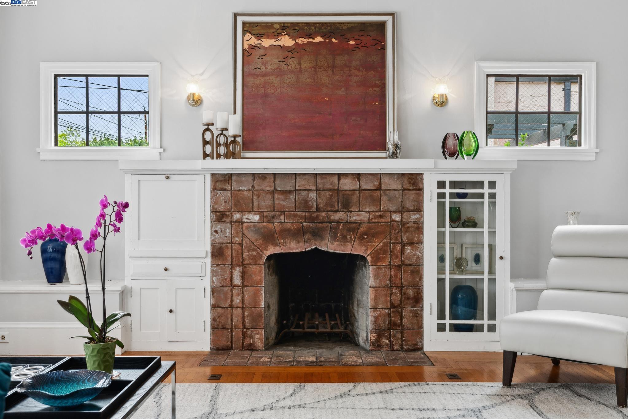 Detail Gallery Image 9 of 36 For 1808 Santa Clara Ave, Alameda,  CA 94501 - 2 Beds | 1 Baths