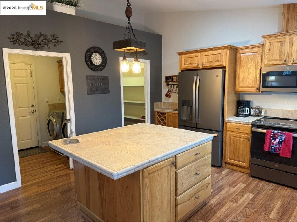 Detail Gallery Image 25 of 60 For 19620 Golden Rock Circle, Groveland,  CA 95321-9542 - 3 Beds | 2/1 Baths