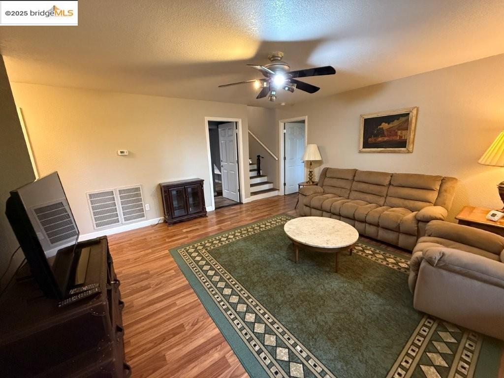 Detail Gallery Image 43 of 60 For 19620 Golden Rock Circle, Groveland,  CA 95321-9542 - 3 Beds | 2/1 Baths