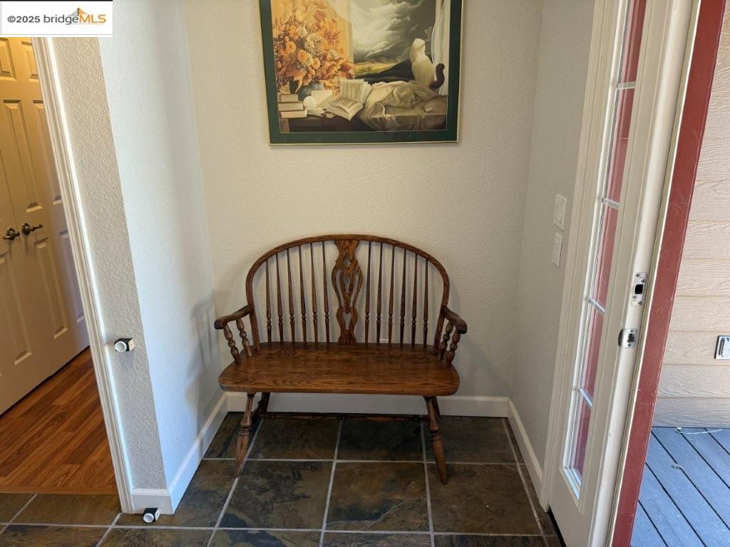 Detail Gallery Image 8 of 60 For 19620 Golden Rock Circle, Groveland,  CA 95321-9542 - 3 Beds | 2/1 Baths