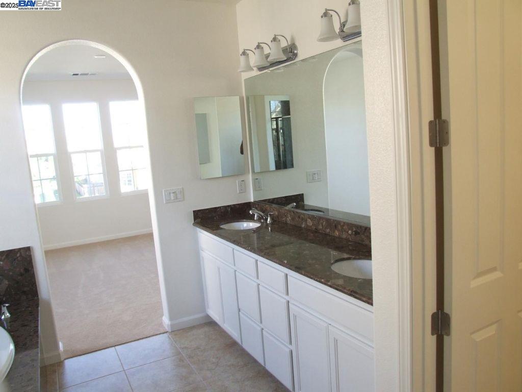 Detail Gallery Image 10 of 15 For 6042 W Branch Rd, San Ramon,  CA 94582 - 4 Beds | 3/1 Baths