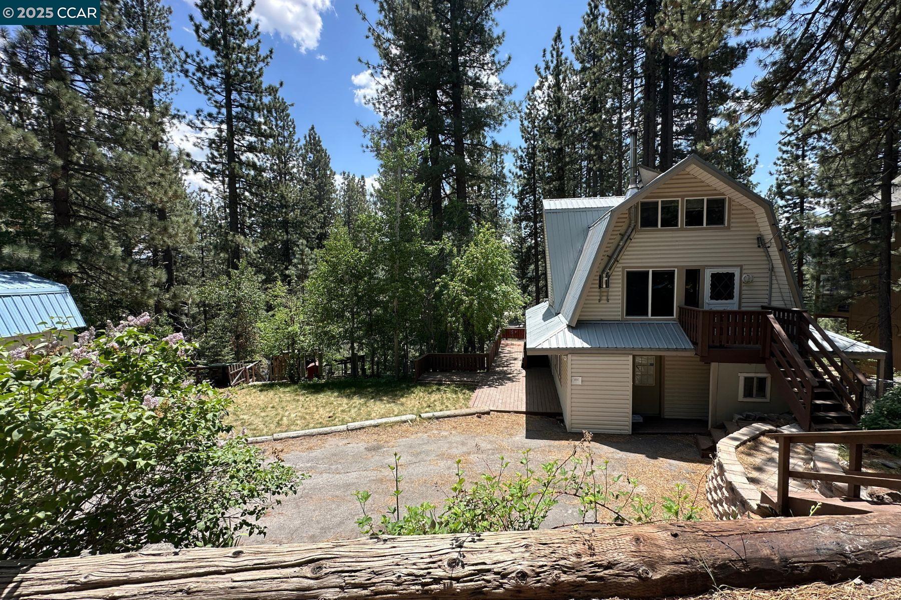Detail Gallery Image 18 of 25 For 12255 Sierra Dr, Truckee,  CA 96161 - 6 Beds | 3 Baths