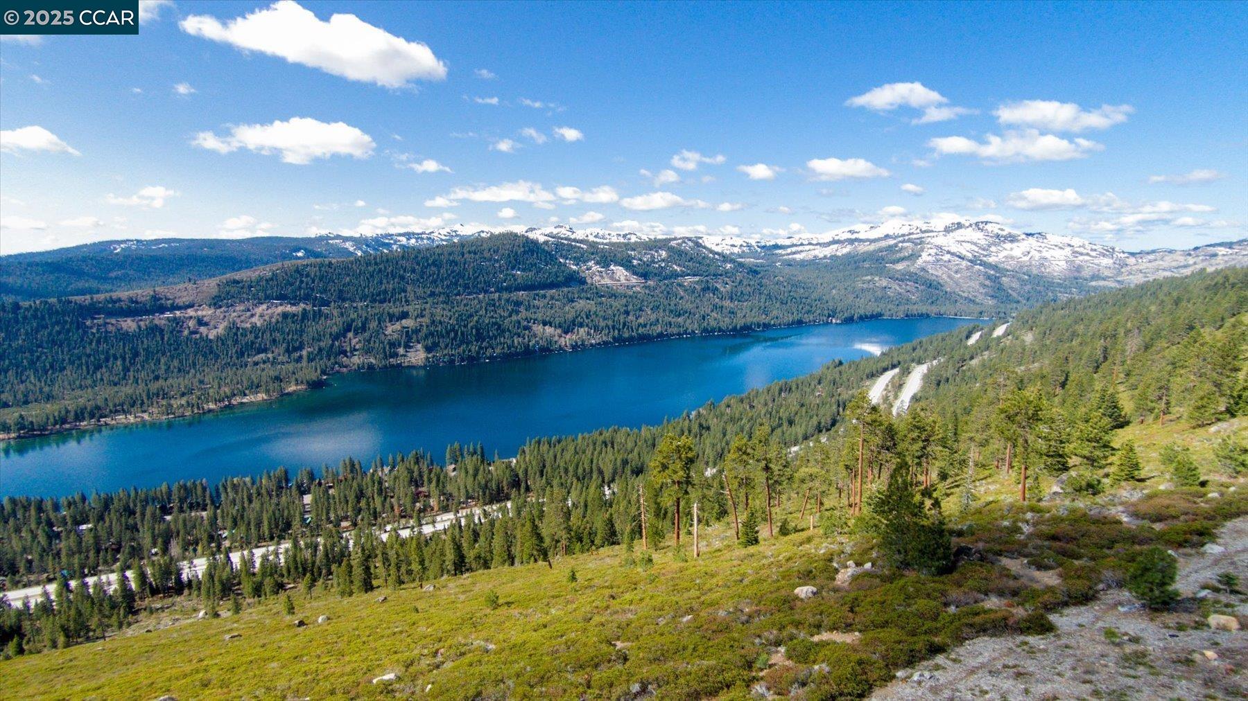 Detail Gallery Image 25 of 25 For 12255 Sierra Dr, Truckee,  CA 96161 - 4 Beds | 2 Baths