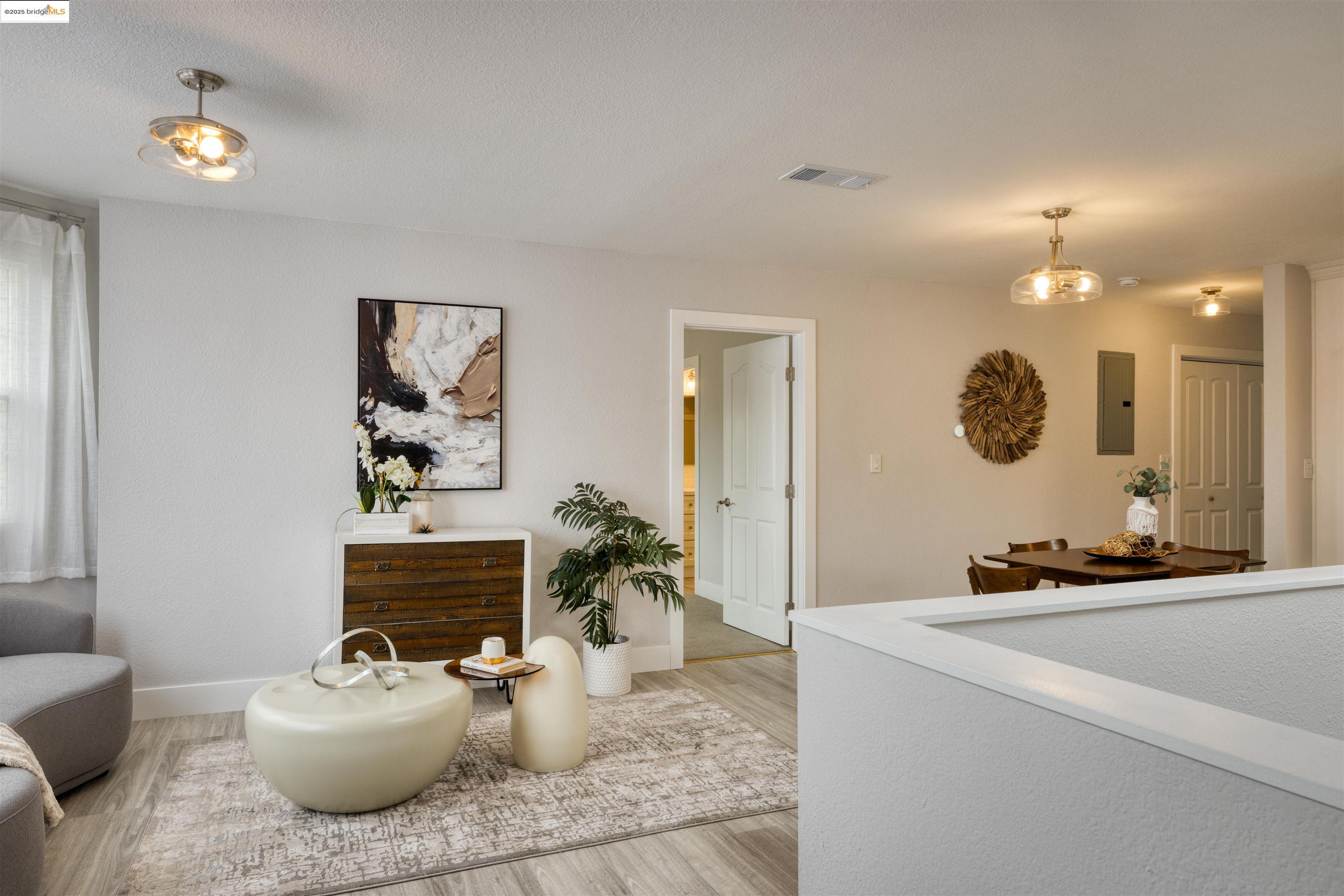 Detail Gallery Image 20 of 43 For 2915 Filbert St, Oakland,  CA 94608 - – Beds | – Baths