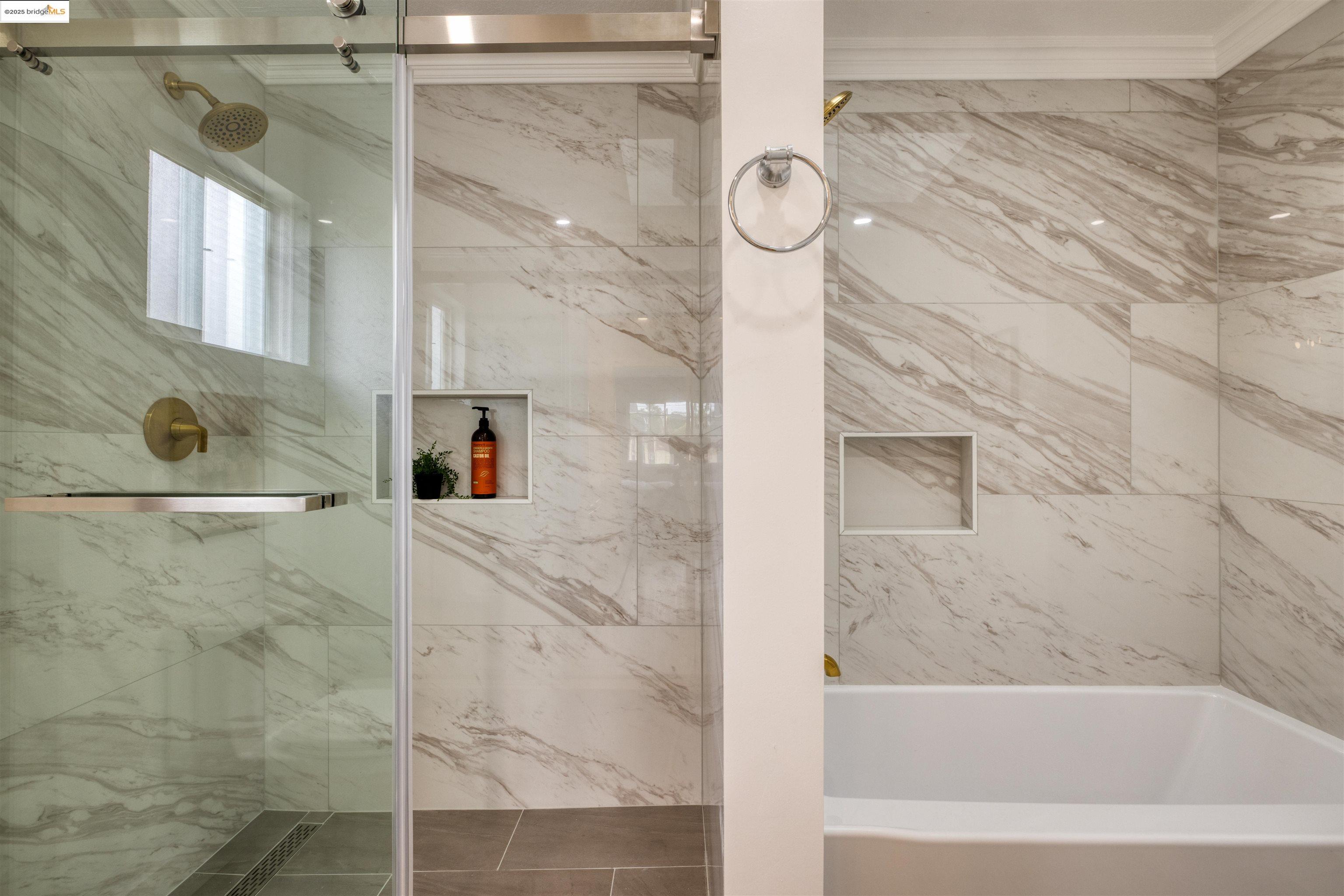Detail Gallery Image 32 of 43 For 2915 Filbert St, Oakland,  CA 94608 - – Beds | – Baths