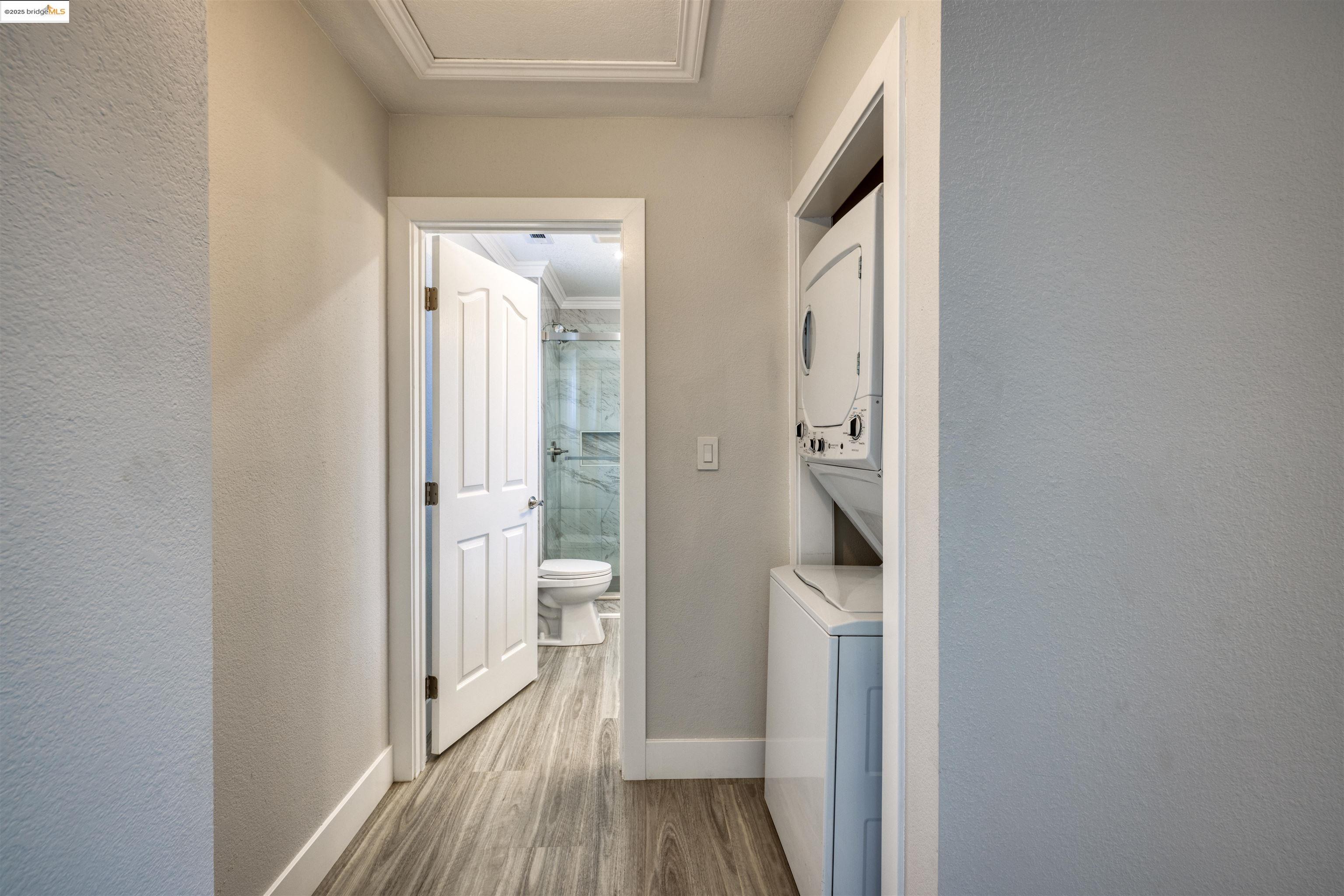 Detail Gallery Image 33 of 43 For 2915 Filbert St, Oakland,  CA 94608 - – Beds | – Baths