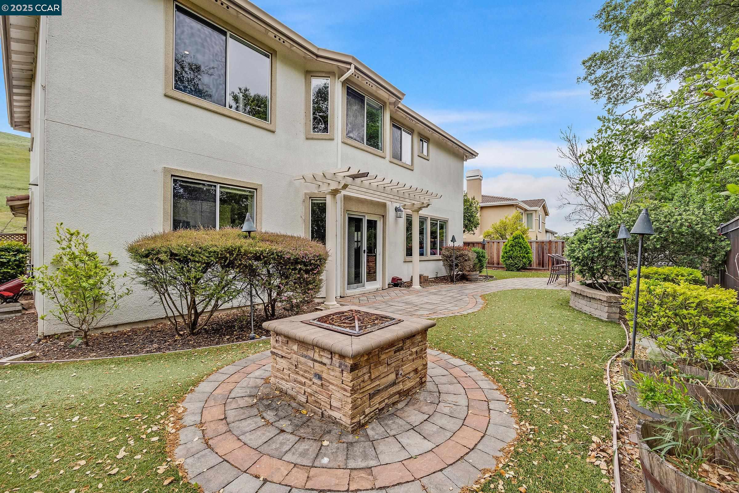 Detail Gallery Image 36 of 43 For 2261 Bennington Dr, Vallejo,  CA 94591 - 4 Beds | 3 Baths