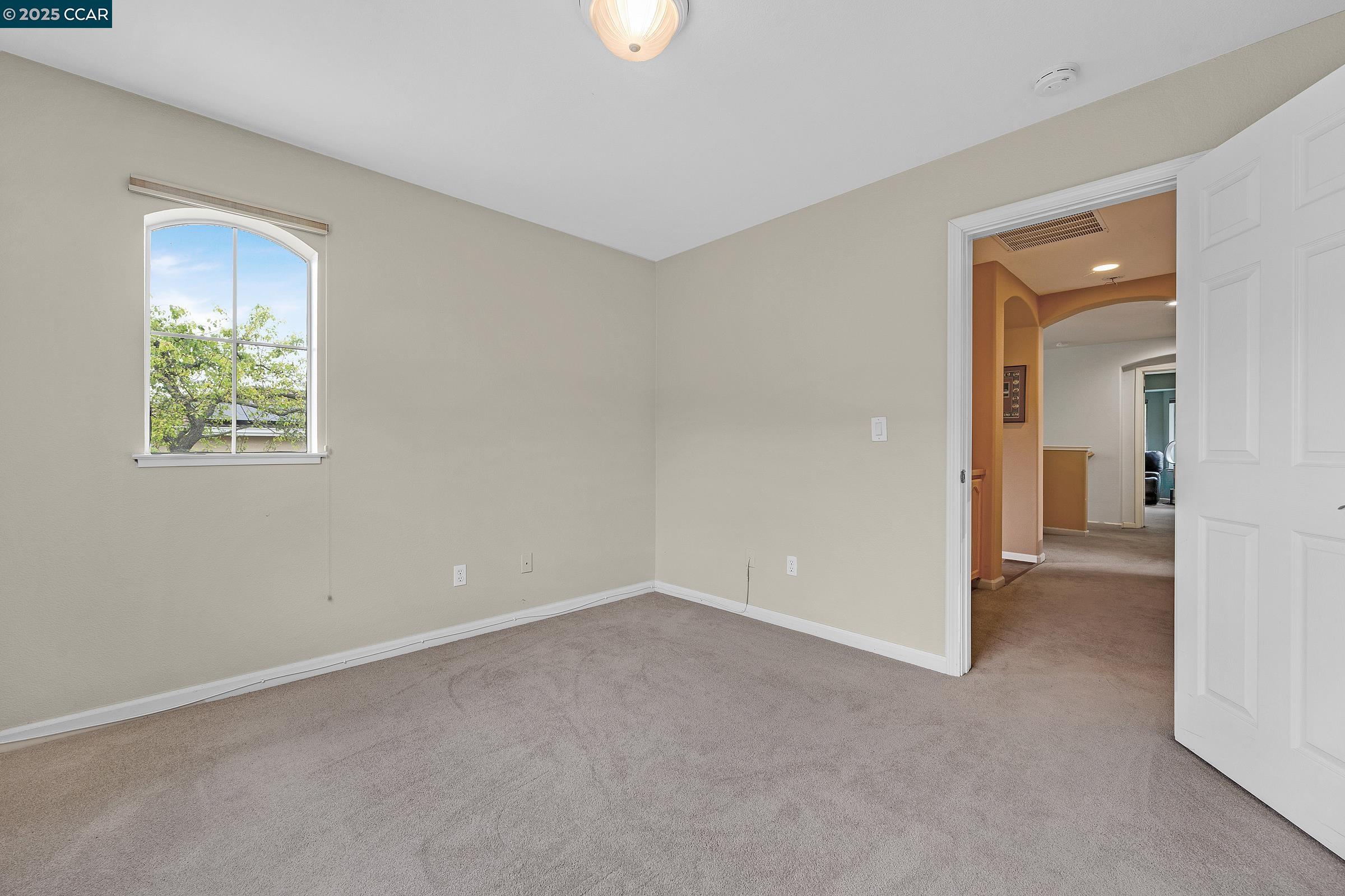 Detail Gallery Image 6 of 43 For 2261 Bennington Dr, Vallejo,  CA 94591 - 4 Beds | 3 Baths
