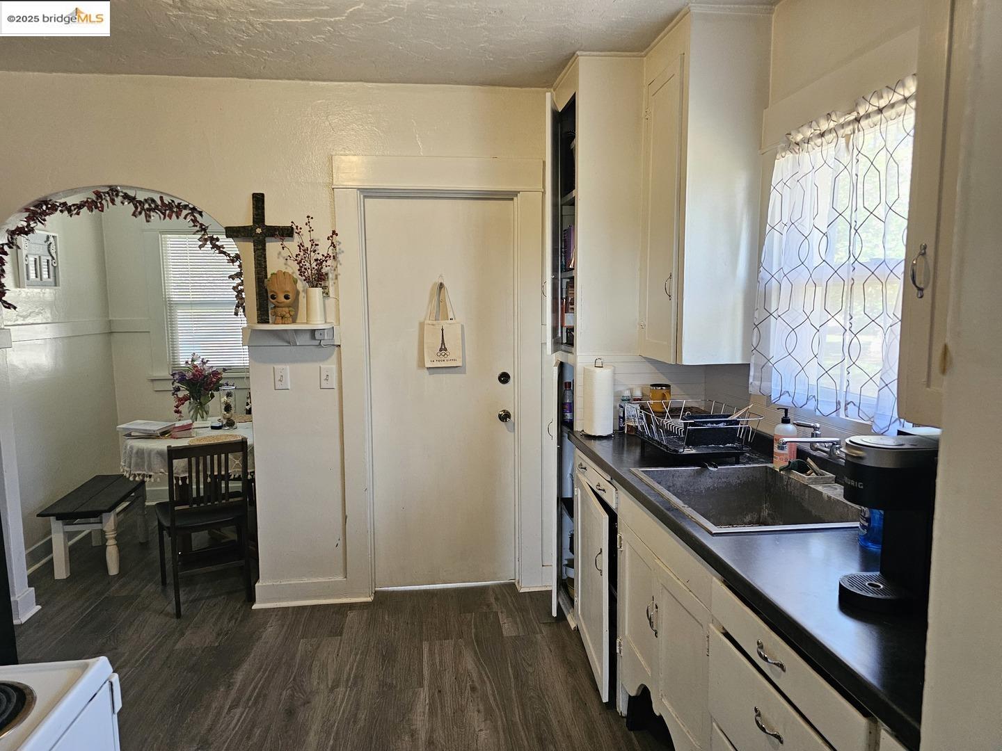 Detail Gallery Image 3 of 3 For 5225 American Ave, Modesto,  CA 95356 - 2 Beds | 1 Baths