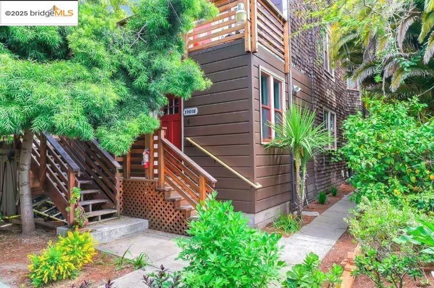 Detail Gallery Image 2 of 17 For 1906 Bonita Ave, Berkeley,  CA 94704 - – Beds | – Baths