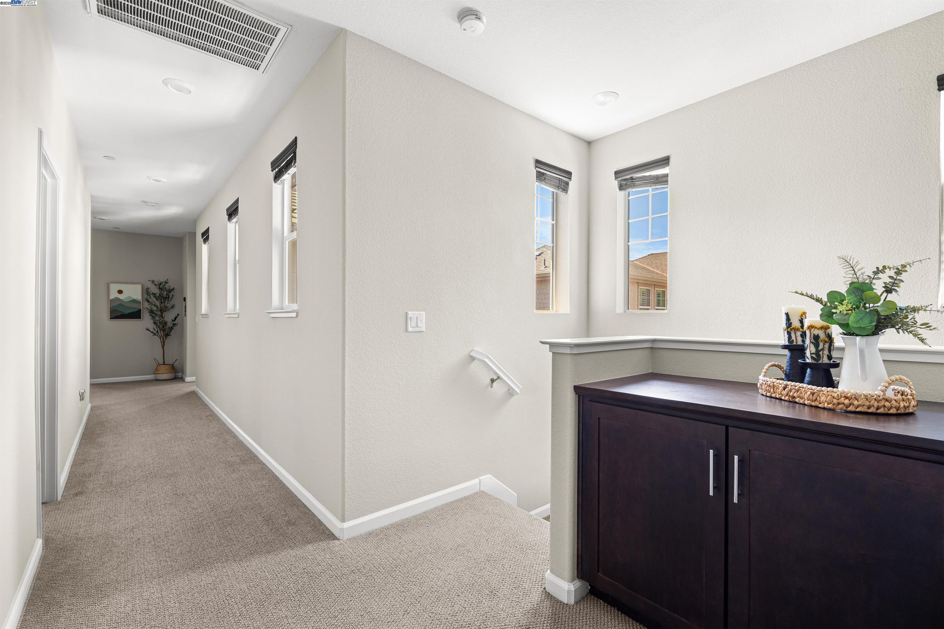 Detail Gallery Image 17 of 46 For 33964 Horseshoe Loop, Fremont,  CA 94555 - 5 Beds | 2/1 Baths