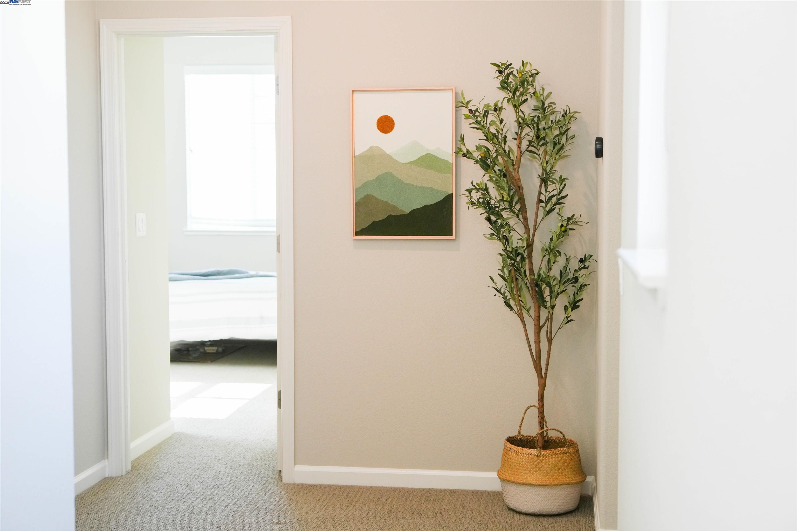 Detail Gallery Image 21 of 46 For 33964 Horseshoe Loop, Fremont,  CA 94555 - 5 Beds | 2/1 Baths