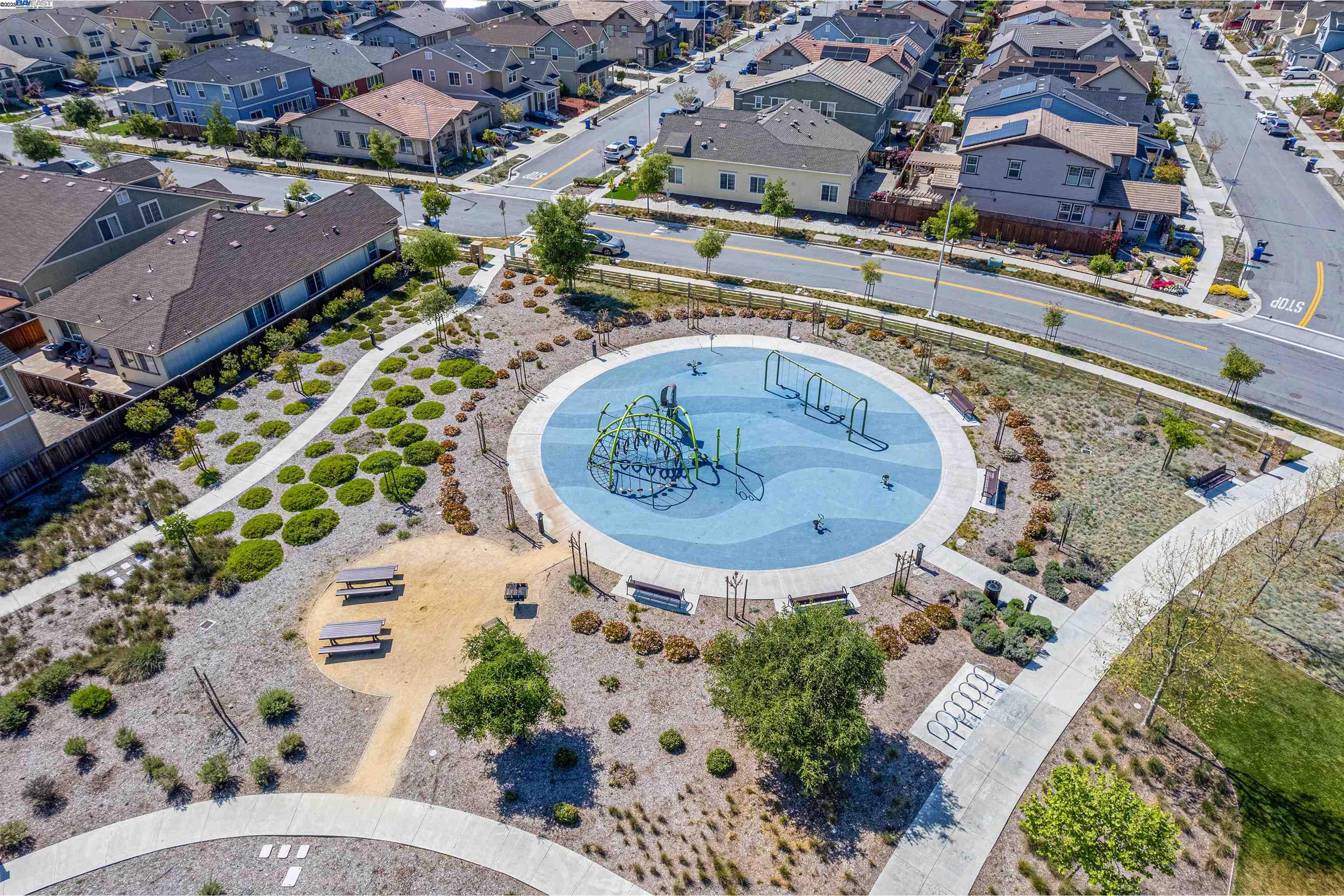 Detail Gallery Image 42 of 46 For 33964 Horseshoe Loop, Fremont,  CA 94555 - 5 Beds | 2/1 Baths