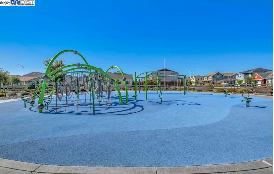 Detail Gallery Image 43 of 46 For 33964 Horseshoe Loop, Fremont,  CA 94555 - 5 Beds | 2/1 Baths