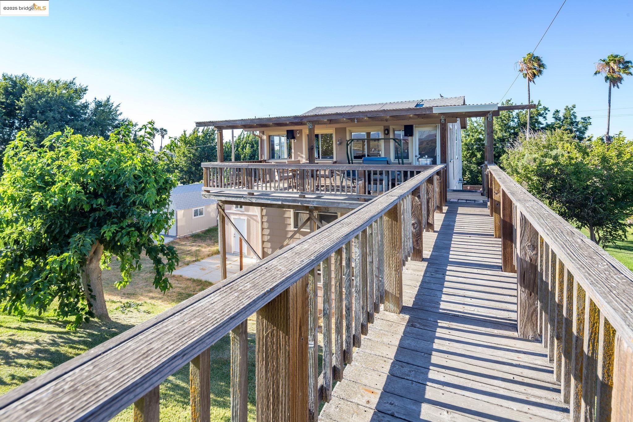 Detail Gallery Image 3 of 21 For 1376 Taylor Rd, Bethel Island,  CA 94511 - 3 Beds | 2 Baths