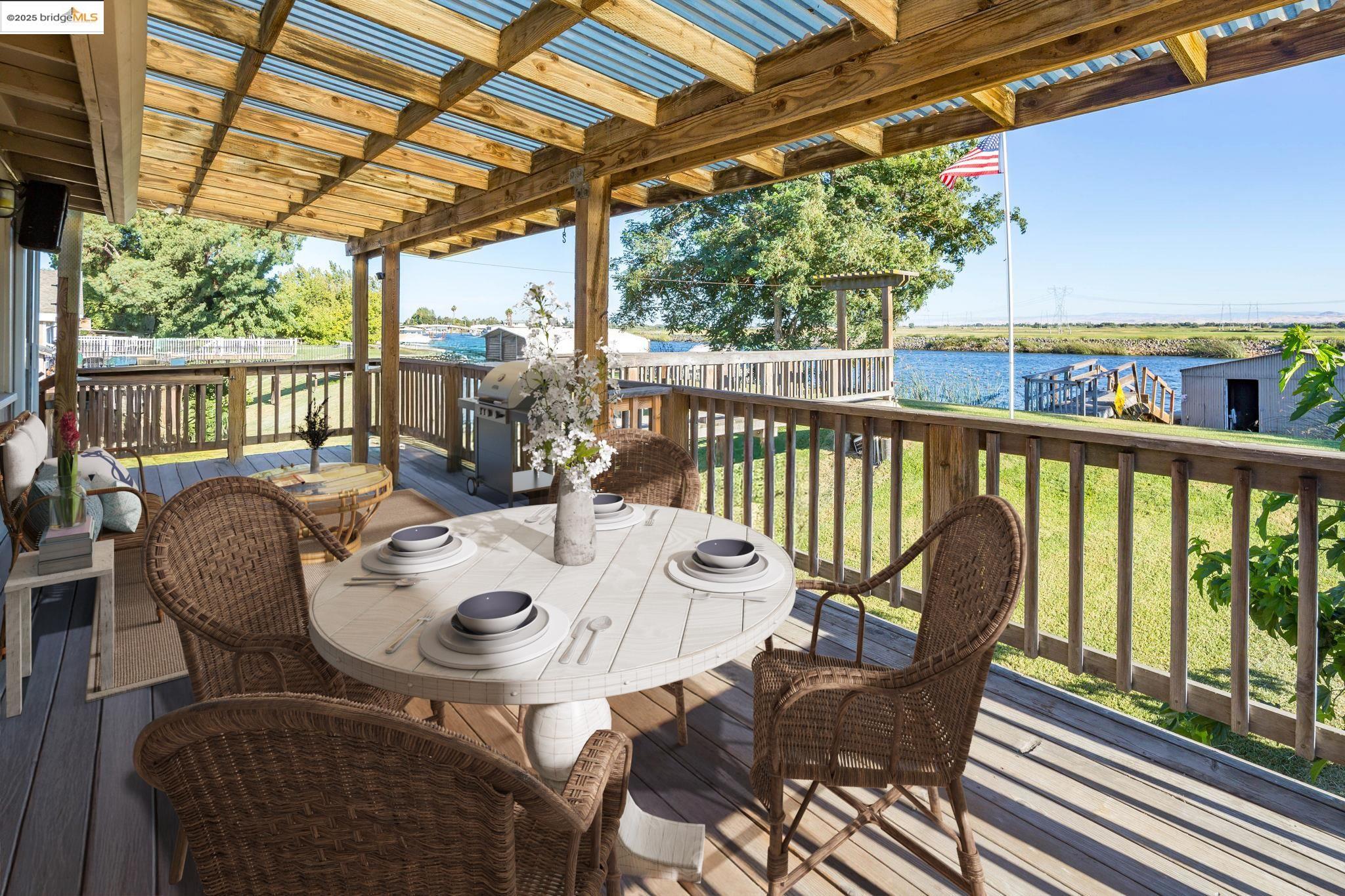 Detail Gallery Image 10 of 21 For 1376 Taylor Rd, Bethel Island,  CA 94511 - 3 Beds | 2 Baths