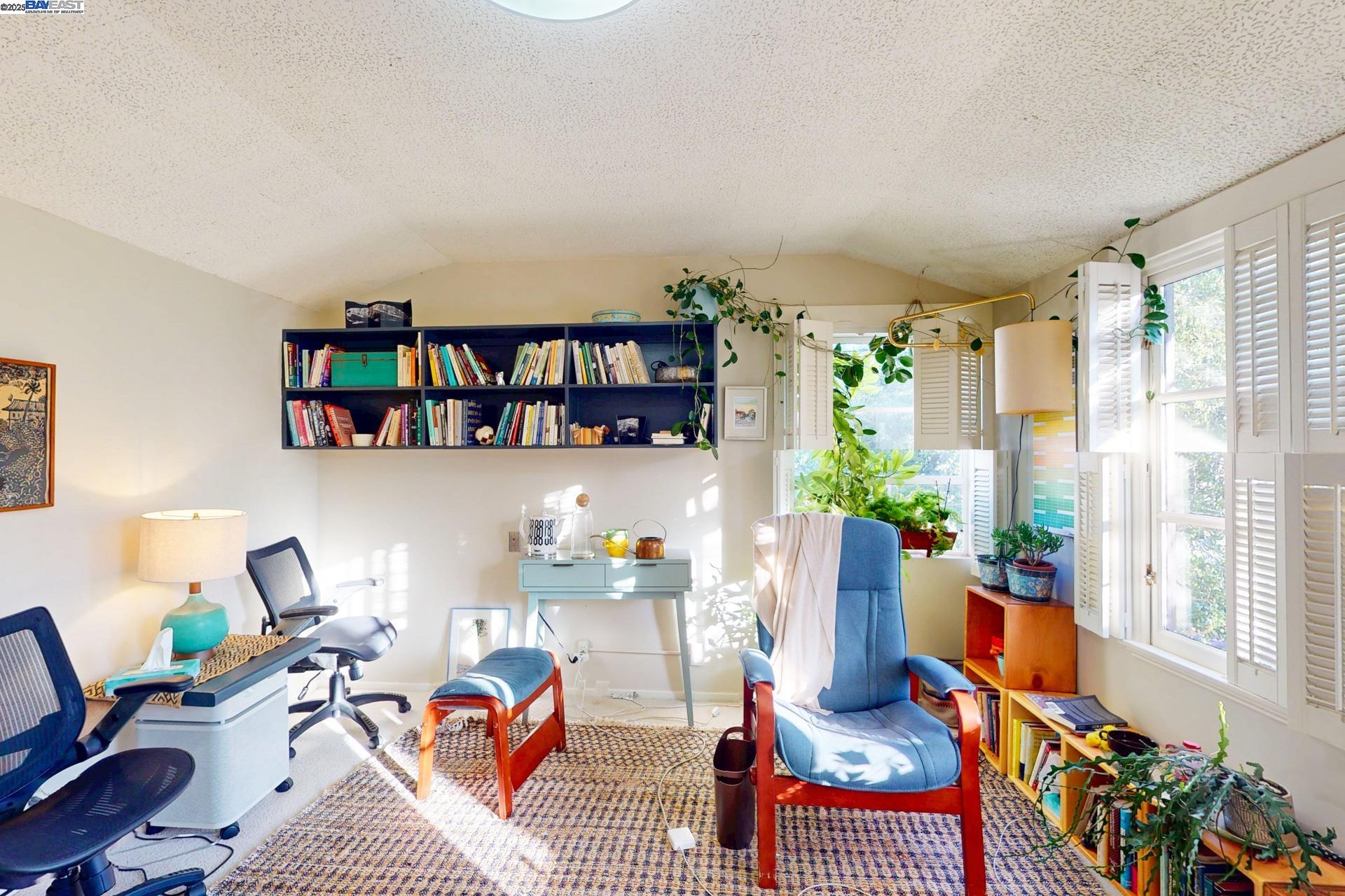 Detail Gallery Image 15 of 60 For 2702 Dana St, Berkeley,  CA 94705 - – Beds | – Baths