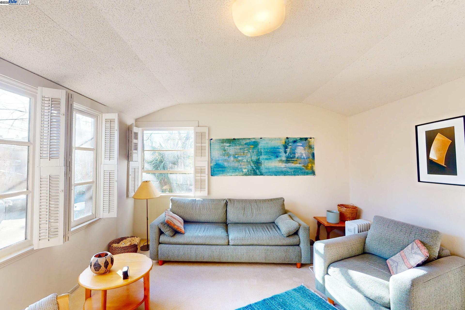 Detail Gallery Image 18 of 60 For 2702 Dana St, Berkeley,  CA 94705 - – Beds | – Baths