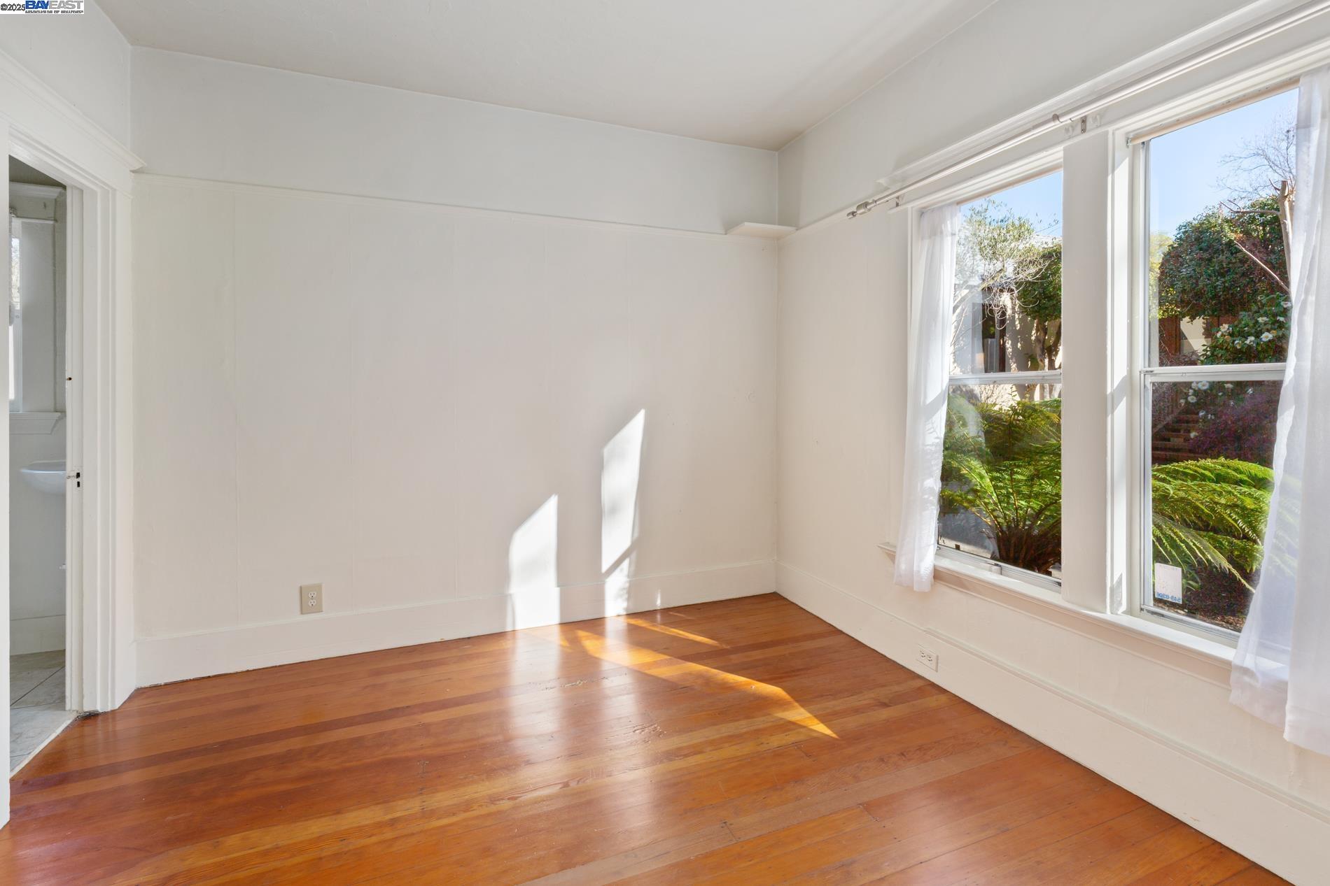 Detail Gallery Image 43 of 60 For 2702 Dana St, Berkeley,  CA 94705 - – Beds | – Baths