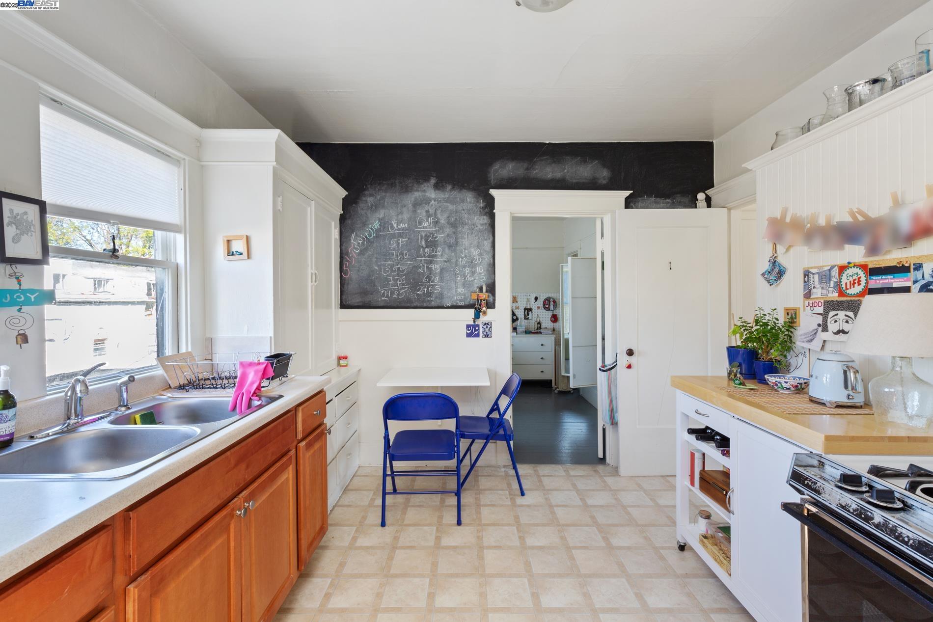 Detail Gallery Image 56 of 60 For 2702 Dana St, Berkeley,  CA 94705 - – Beds | – Baths