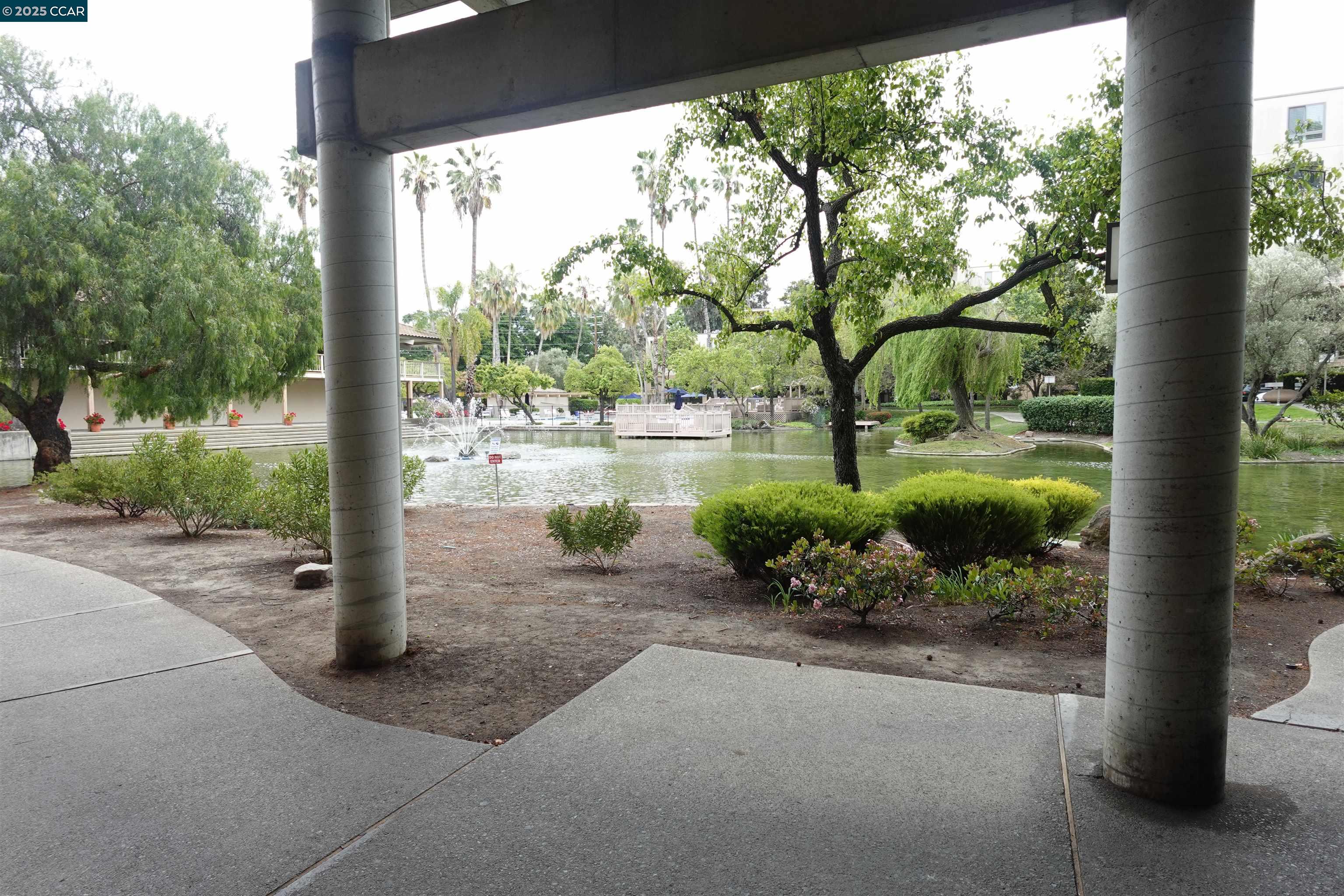 410 N Civic Dr # 301, Walnut Creek, California 94596, 2 Bedrooms Bedrooms, 5 Rooms Rooms,2 BathroomsBathrooms,Residential Lease,For Rent,410 N Civic Dr # 301,41095153
