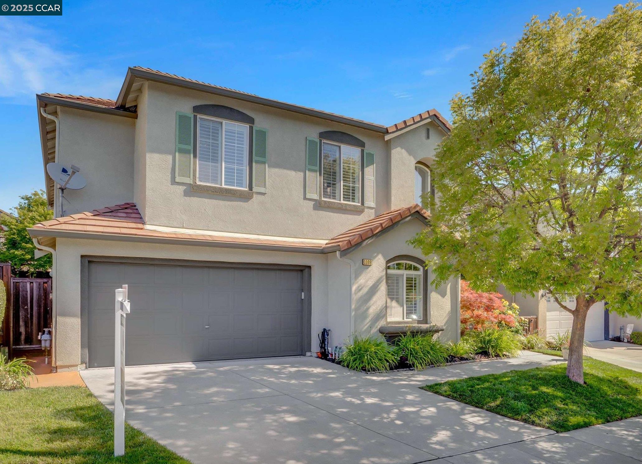 Detail Gallery Image 1 of 37 For 1109 Brittany Hills Ct, Martinez,  CA 94553 - 4 Beds | 3 Baths