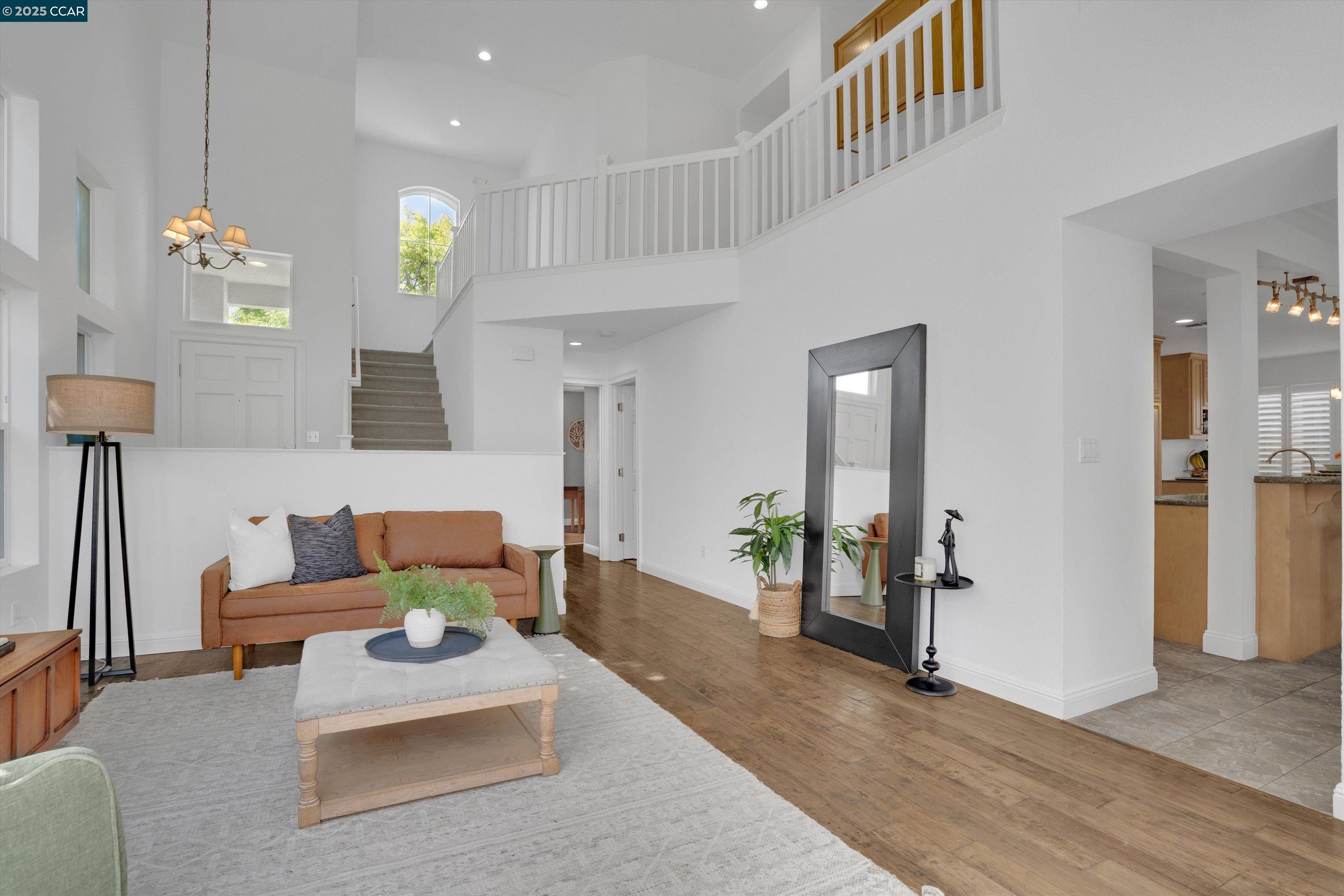 Detail Gallery Image 6 of 37 For 1109 Brittany Hills Ct, Martinez,  CA 94553 - 4 Beds | 3 Baths