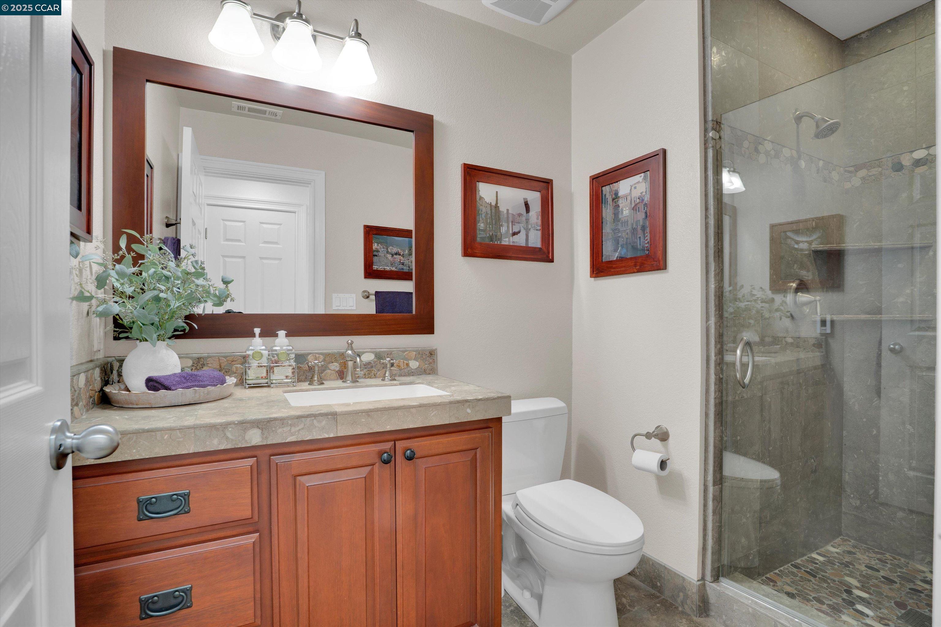 Detail Gallery Image 7 of 37 For 1109 Brittany Hills Ct, Martinez,  CA 94553 - 4 Beds | 3 Baths