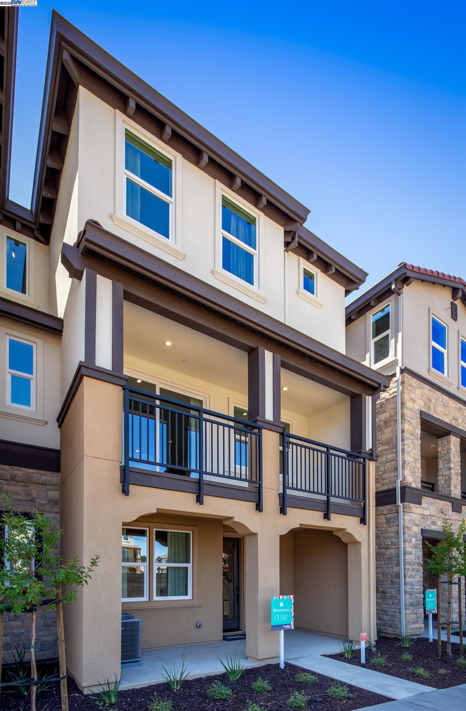 Detail Gallery Image 1 of 17 For 912 Kolbe Lane #603,  Morgan Hill,  CA 95037 - 4 Beds | 3/1 Baths