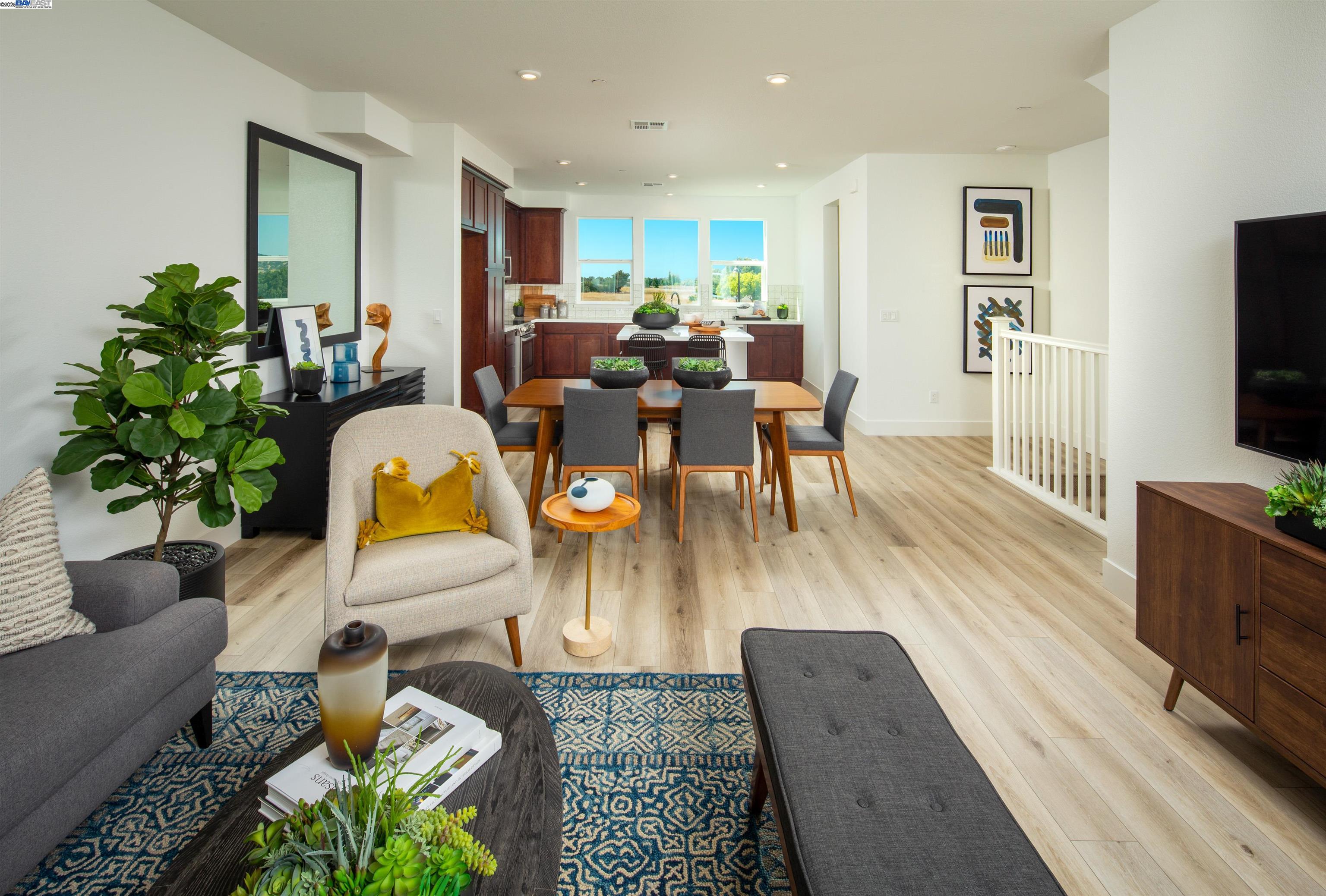 Detail Gallery Image 10 of 17 For 912 Kolbe Lane #603,  Morgan Hill,  CA 95037 - 4 Beds | 3/1 Baths
