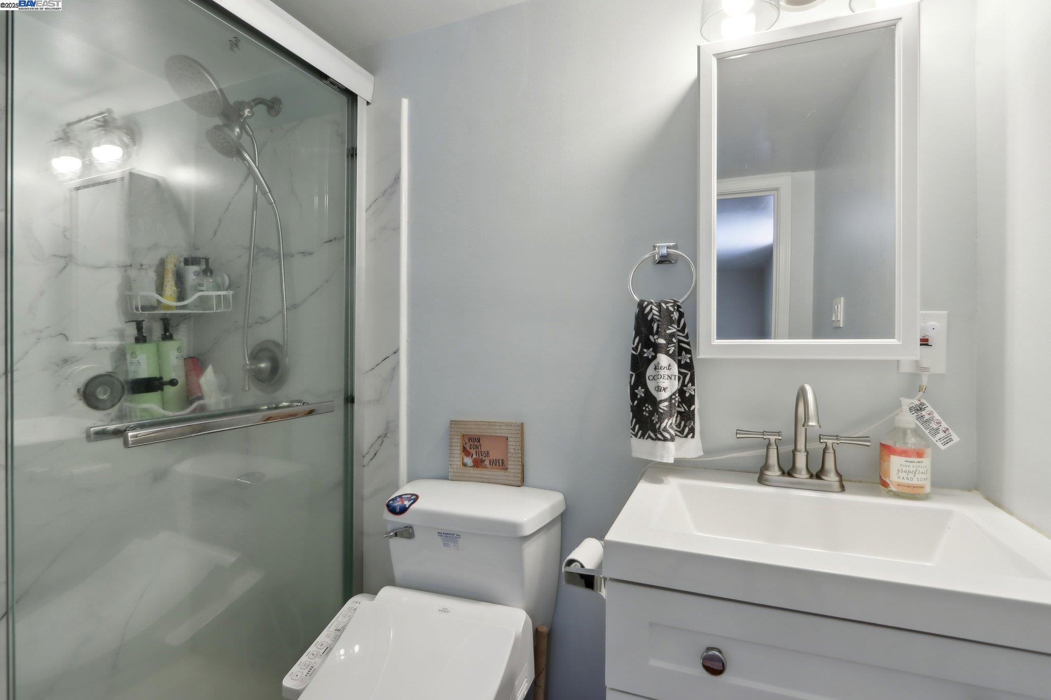 Detail Gallery Image 19 of 49 For 1101 Palm Avenue, Martinez,  CA 94553 - 3 Beds | 3 Baths