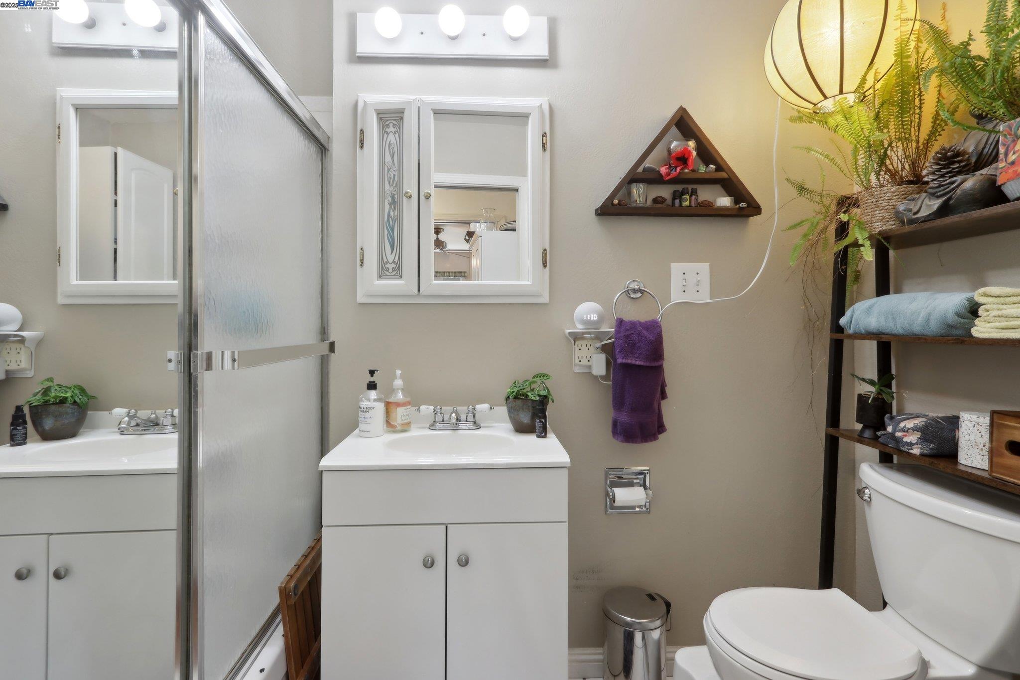 Detail Gallery Image 22 of 49 For 1101 Palm Avenue, Martinez,  CA 94553 - 3 Beds | 3 Baths