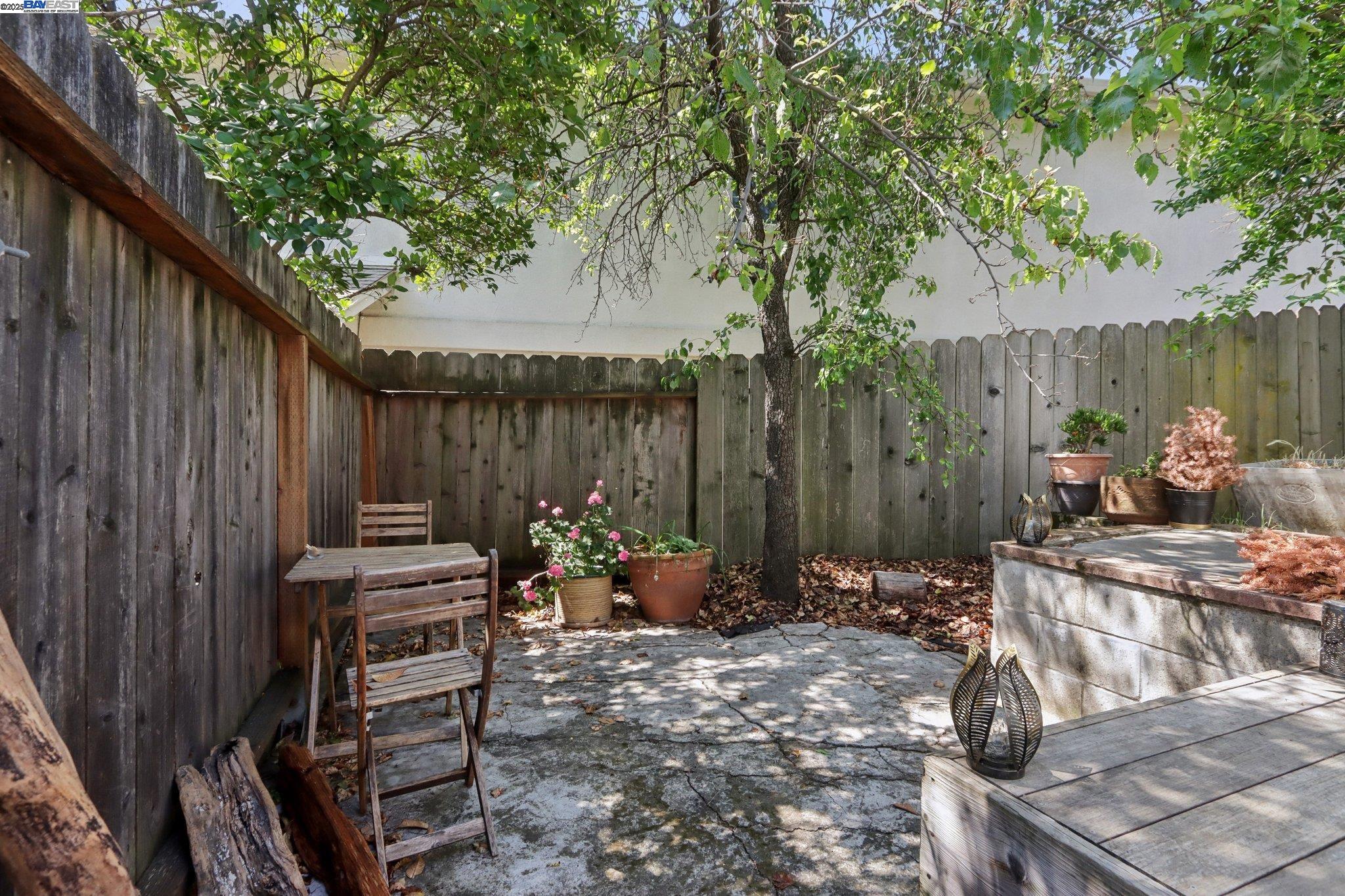 Detail Gallery Image 34 of 49 For 1101 Palm Avenue, Martinez,  CA 94553 - 3 Beds | 3 Baths