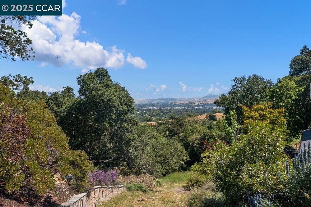 Detail Gallery Image 15 of 28 For 18 Diablo Oaks Way, Lafayette,  CA 94549-5117 - – Beds | – Baths