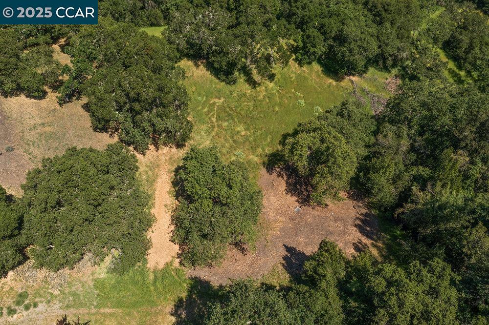 Detail Gallery Image 16 of 28 For 18 Diablo Oaks Way, Lafayette,  CA 94549-5117 - – Beds | – Baths