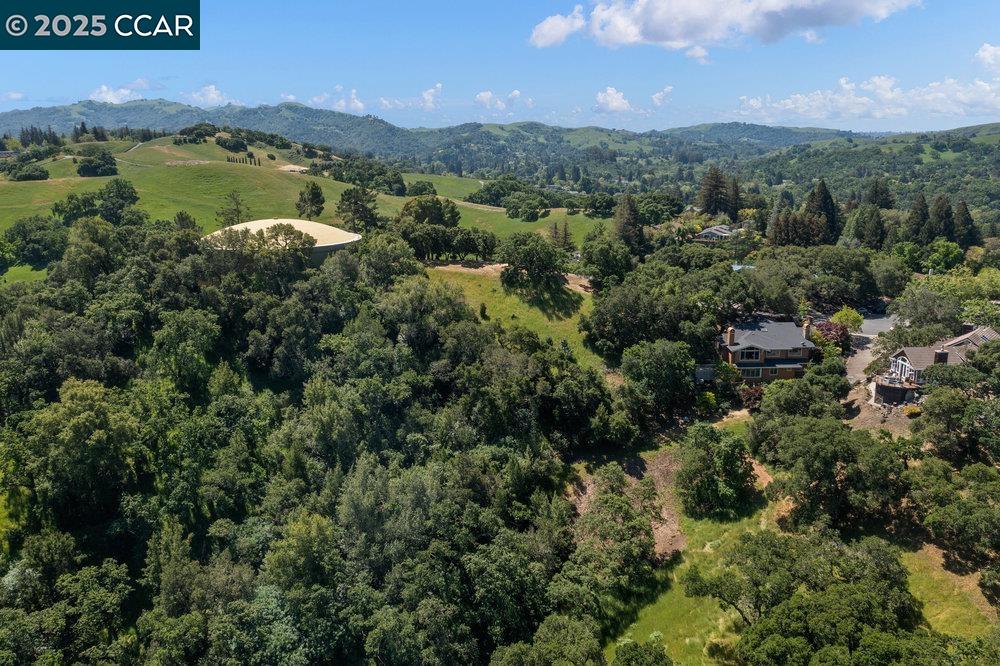 Detail Gallery Image 27 of 28 For 18 Diablo Oaks Way, Lafayette,  CA 94549-5117 - – Beds | – Baths