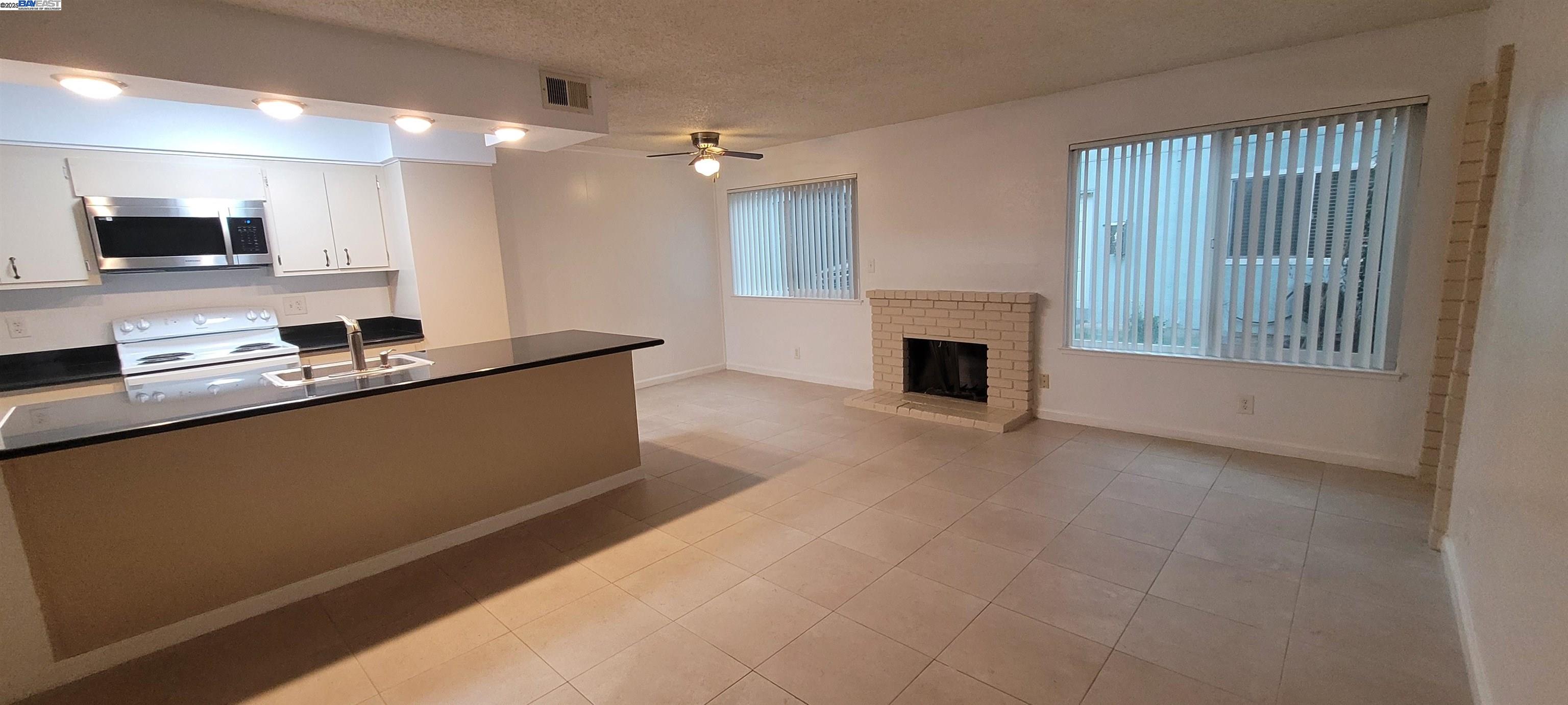 Detail Gallery Image 12 of 16 For 5544 Keoncrest Cir, Sacramento,  CA 95841 - – Beds | – Baths