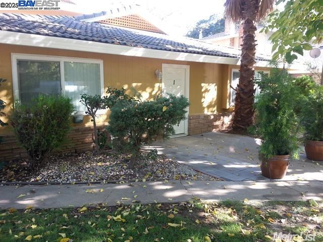 Detail Gallery Image 4 of 16 For 5544 Keoncrest Cir, Sacramento,  CA 95841 - – Beds | – Baths