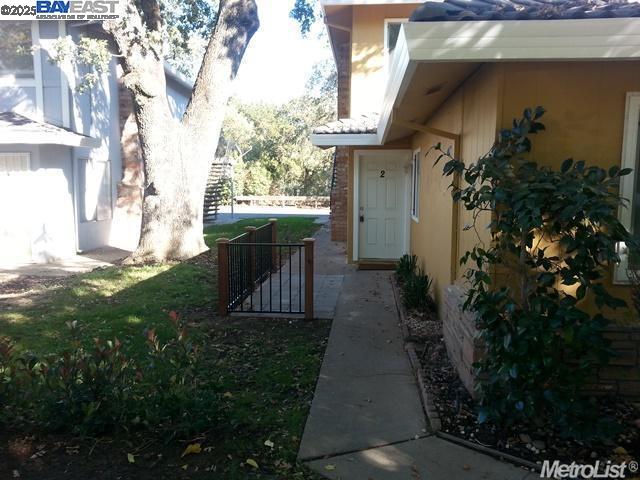 Detail Gallery Image 5 of 16 For 5544 Keoncrest Cir, Sacramento,  CA 95841 - – Beds | – Baths