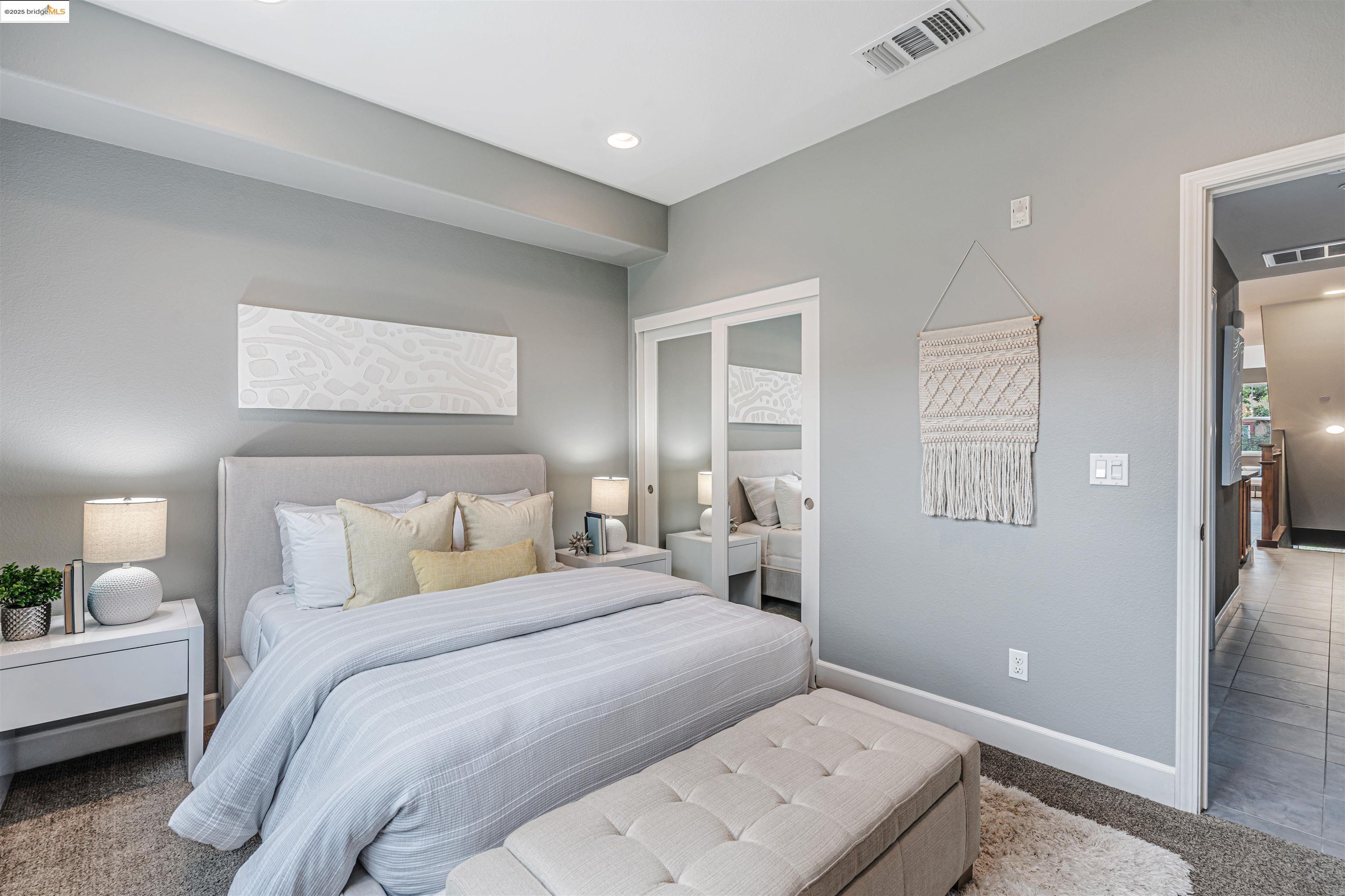 Detail Gallery Image 14 of 27 For 830 El Paseo Cir, Walnut Creek,  CA 94597 - 3 Beds | 3 Baths
