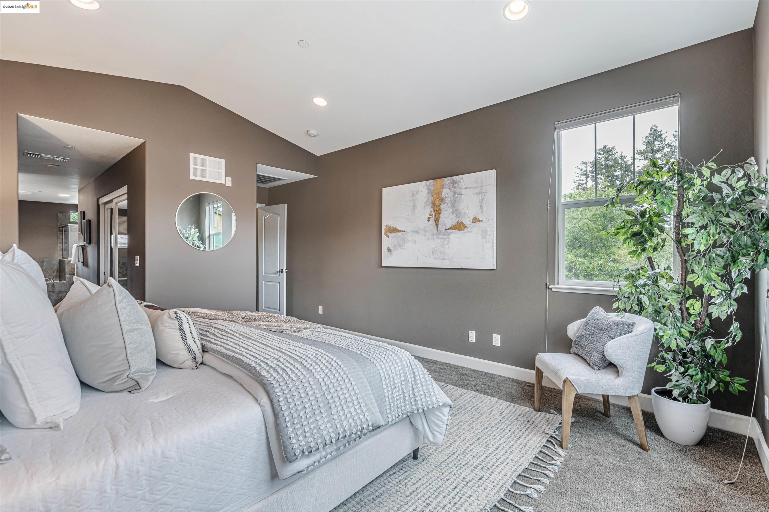 Detail Gallery Image 17 of 27 For 830 El Paseo Cir, Walnut Creek,  CA 94597 - 3 Beds | 3 Baths