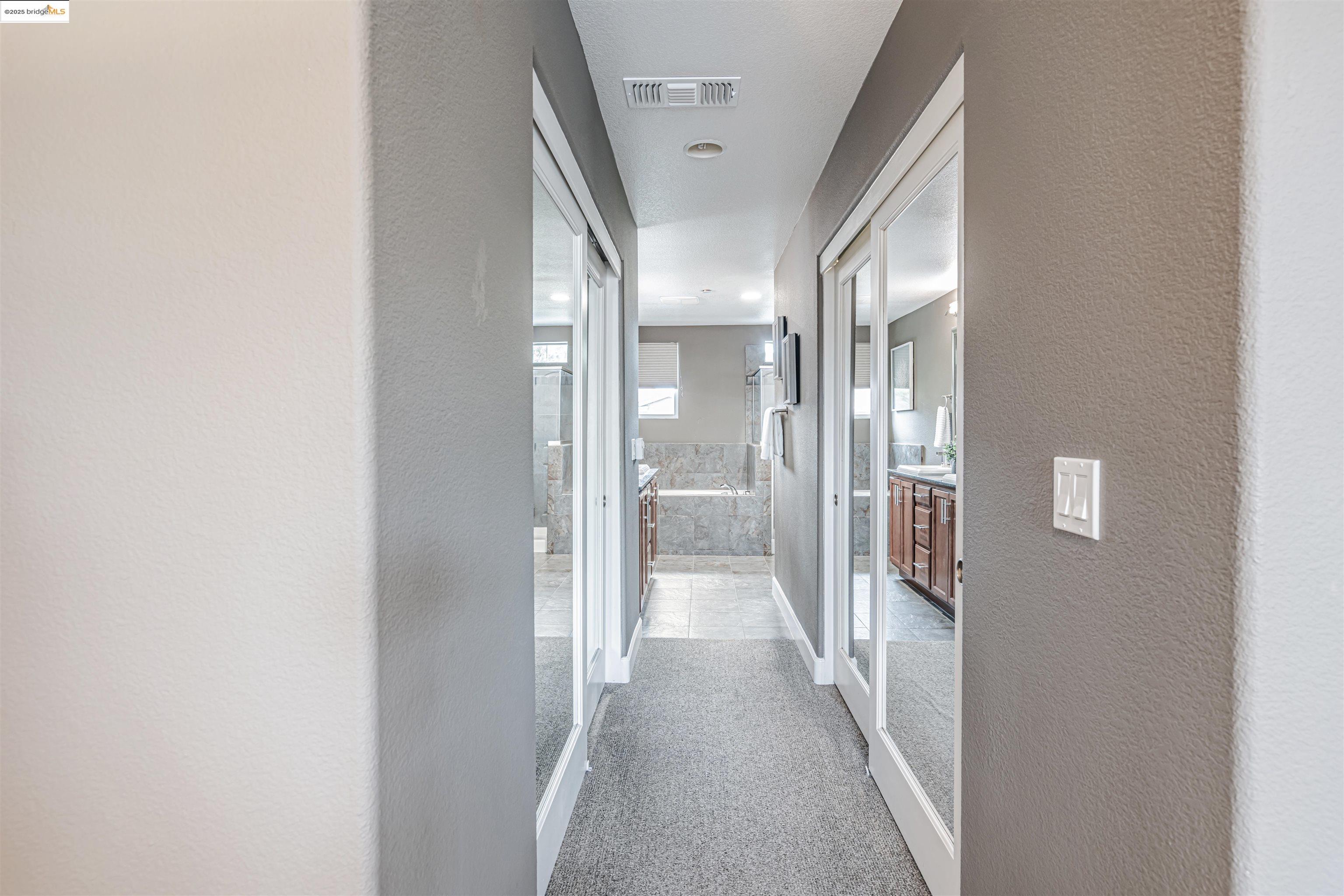 Detail Gallery Image 18 of 27 For 830 El Paseo Cir, Walnut Creek,  CA 94597 - 3 Beds | 3 Baths