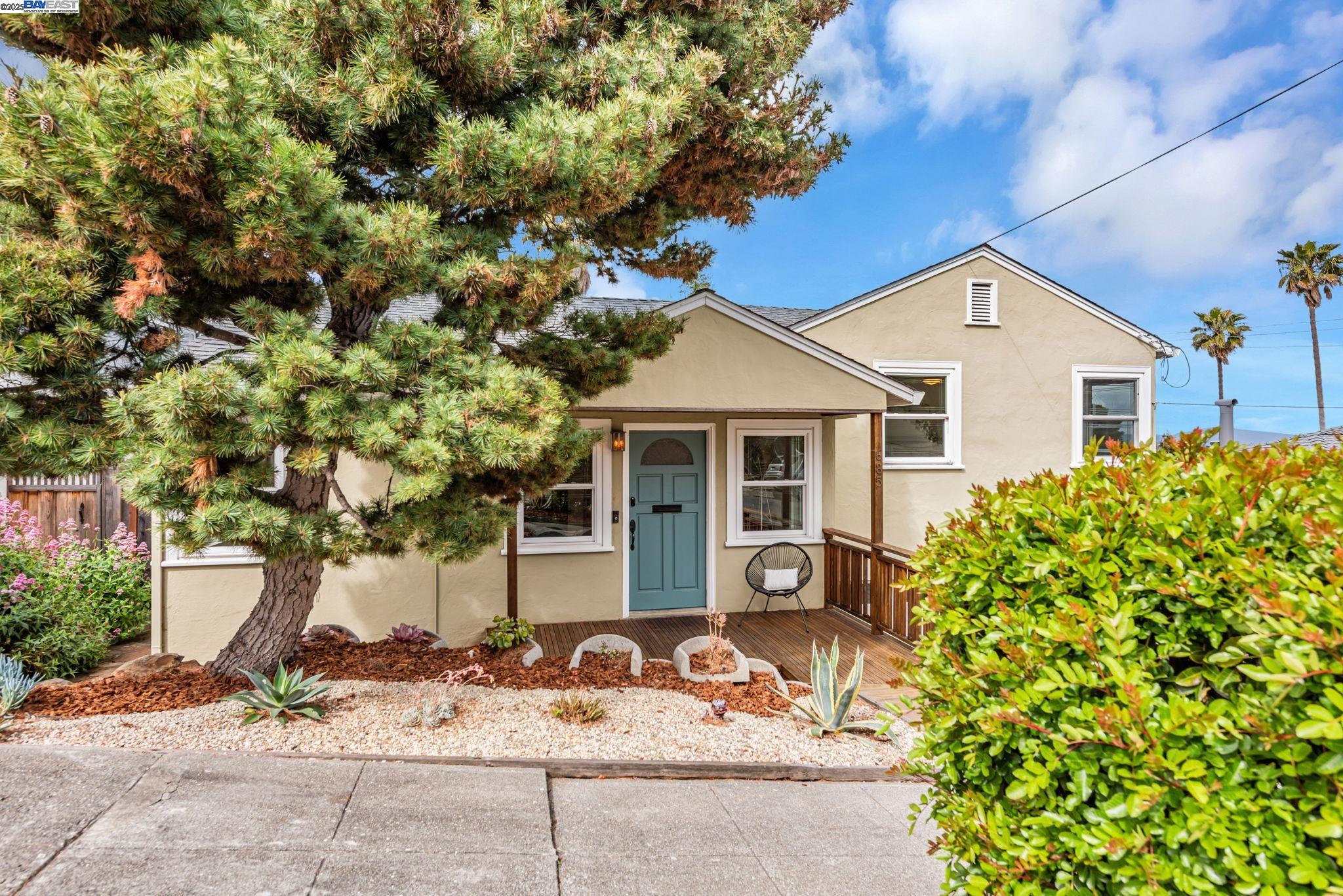 Detail Gallery Image 1 of 1 For 685 Kern St, Richmond,  CA 94805 - 3 Beds | 1/1 Baths