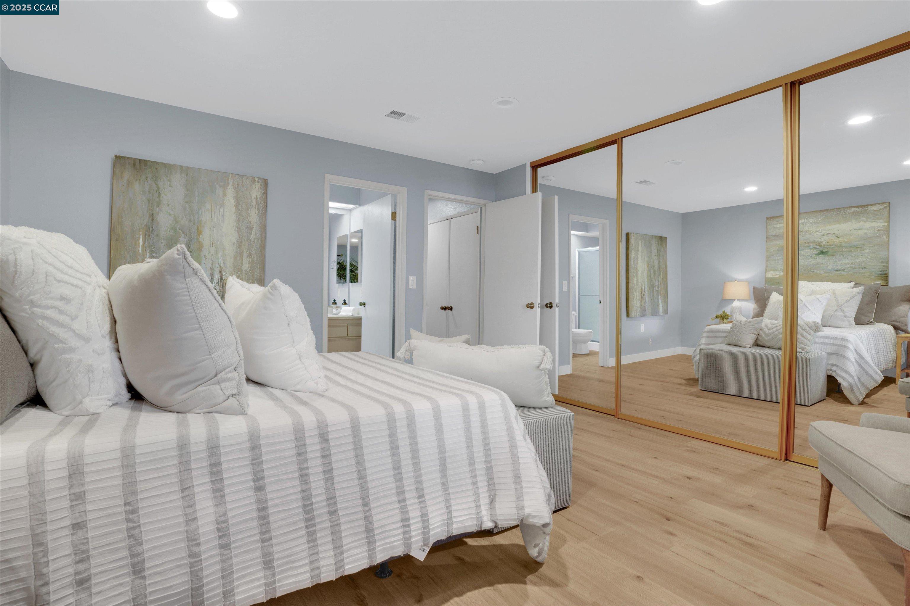 Detail Gallery Image 15 of 27 For 2725 Oak Rd a,  Walnut Creek,  CA 94597 - 2 Beds | 2 Baths
